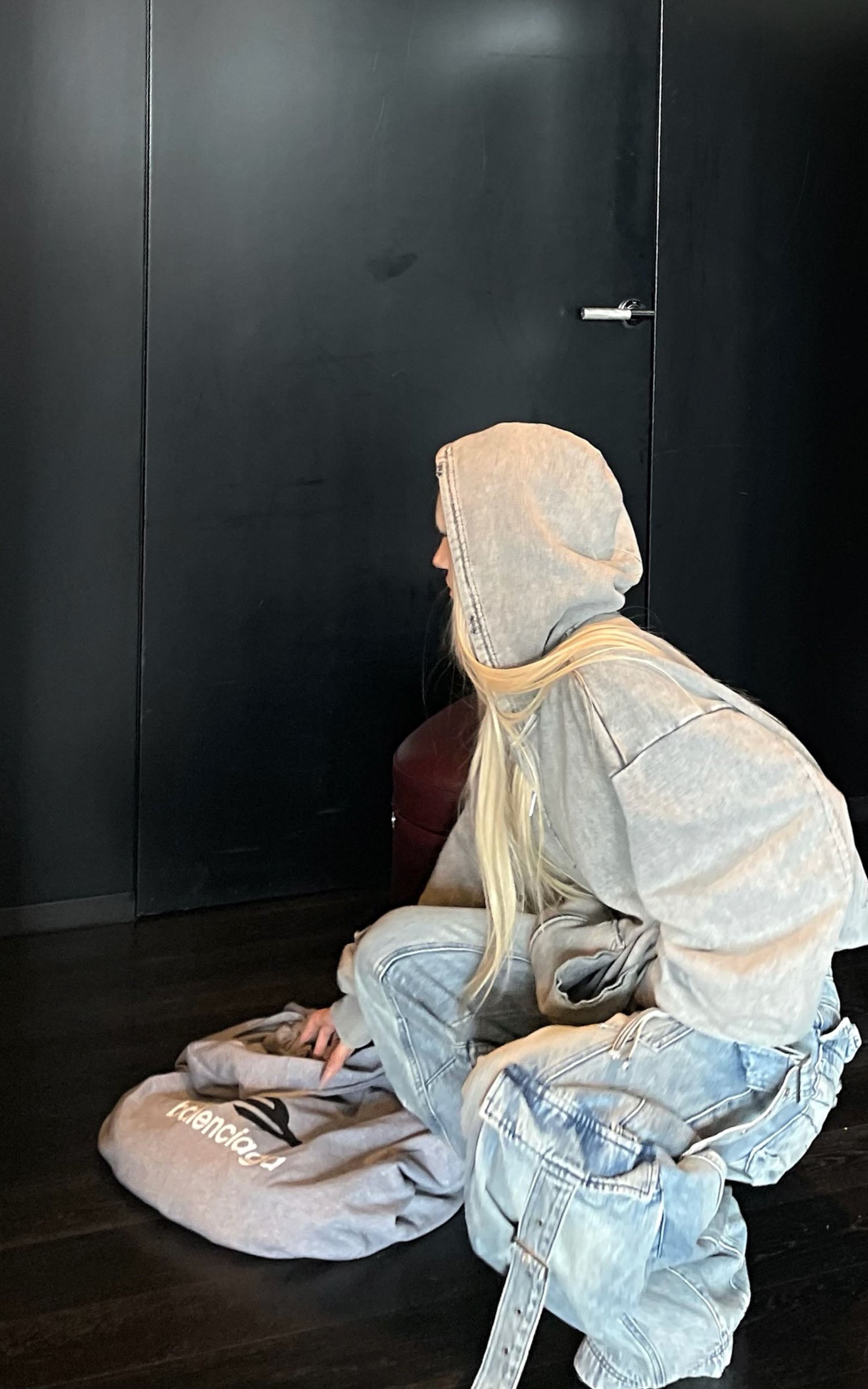 Rase le sol Graphic Cross Hooded Sweatshirt - PINKPARKS