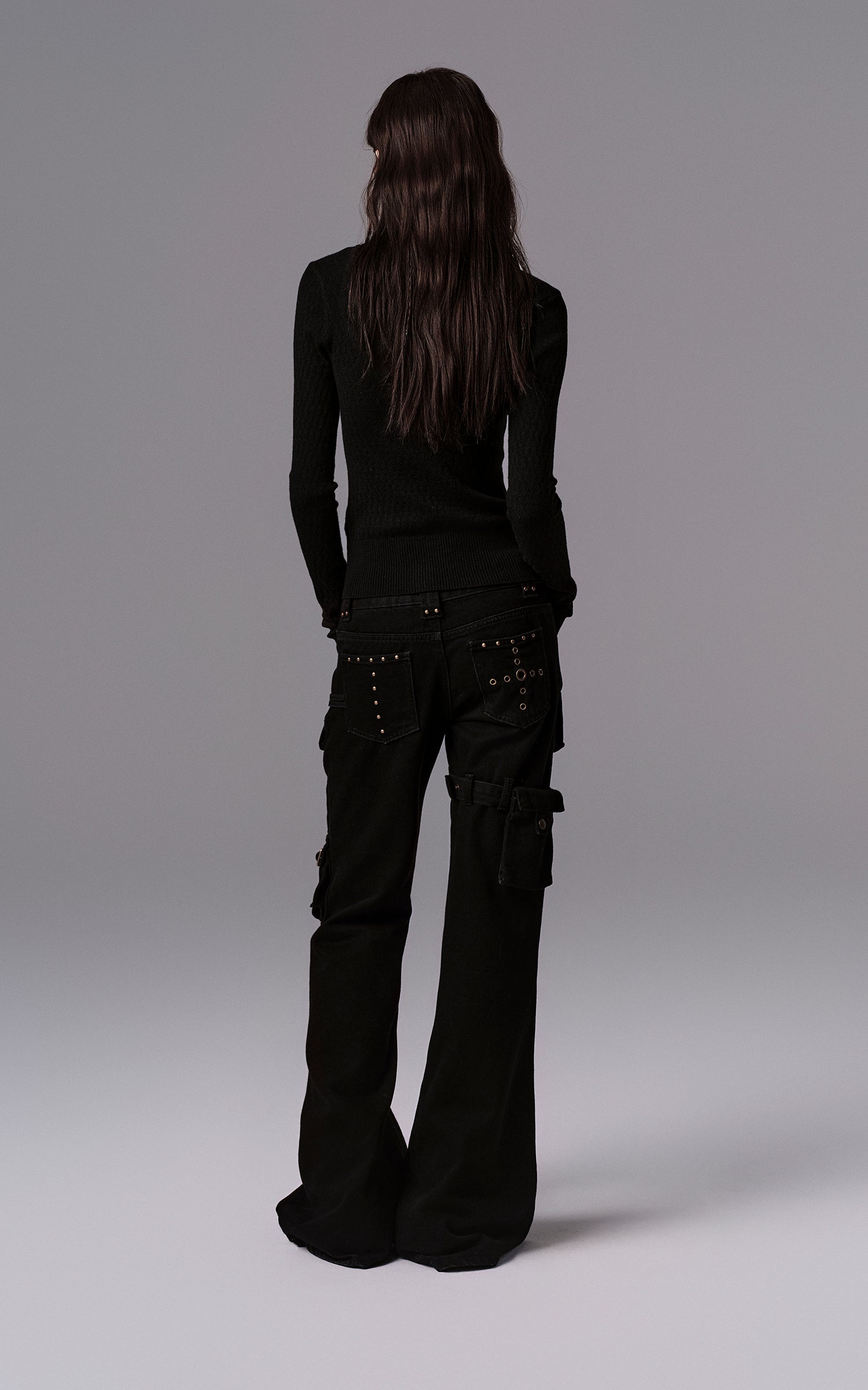 Low pixel ディープVスリムフィットテクスチャーニットロングスリーブトップ