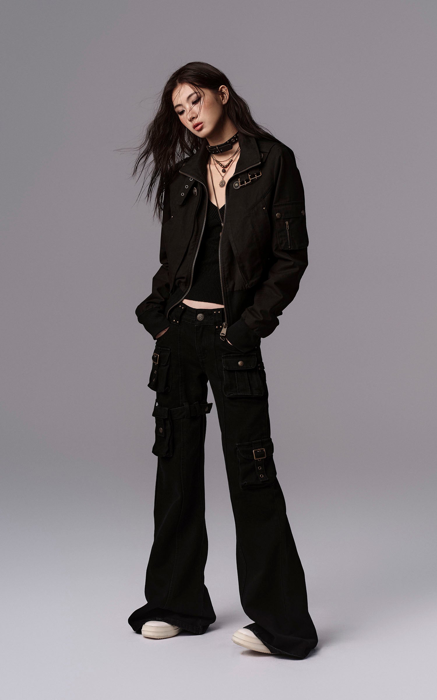 Low pixel Buckled Stand Collar Cropped Utility Jacket