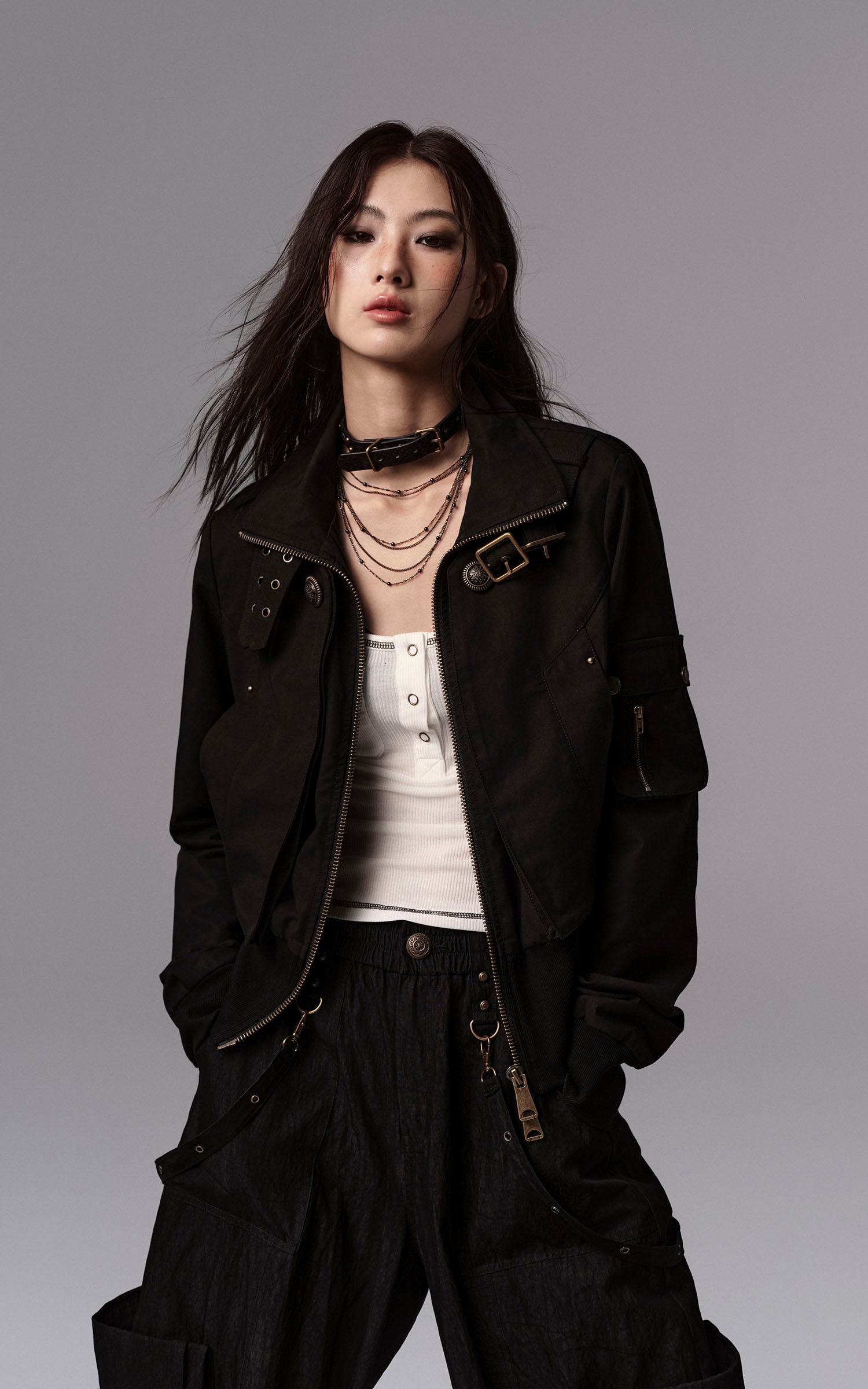 Low pixel Buckled Stand Collar Cropped Utility Jacket