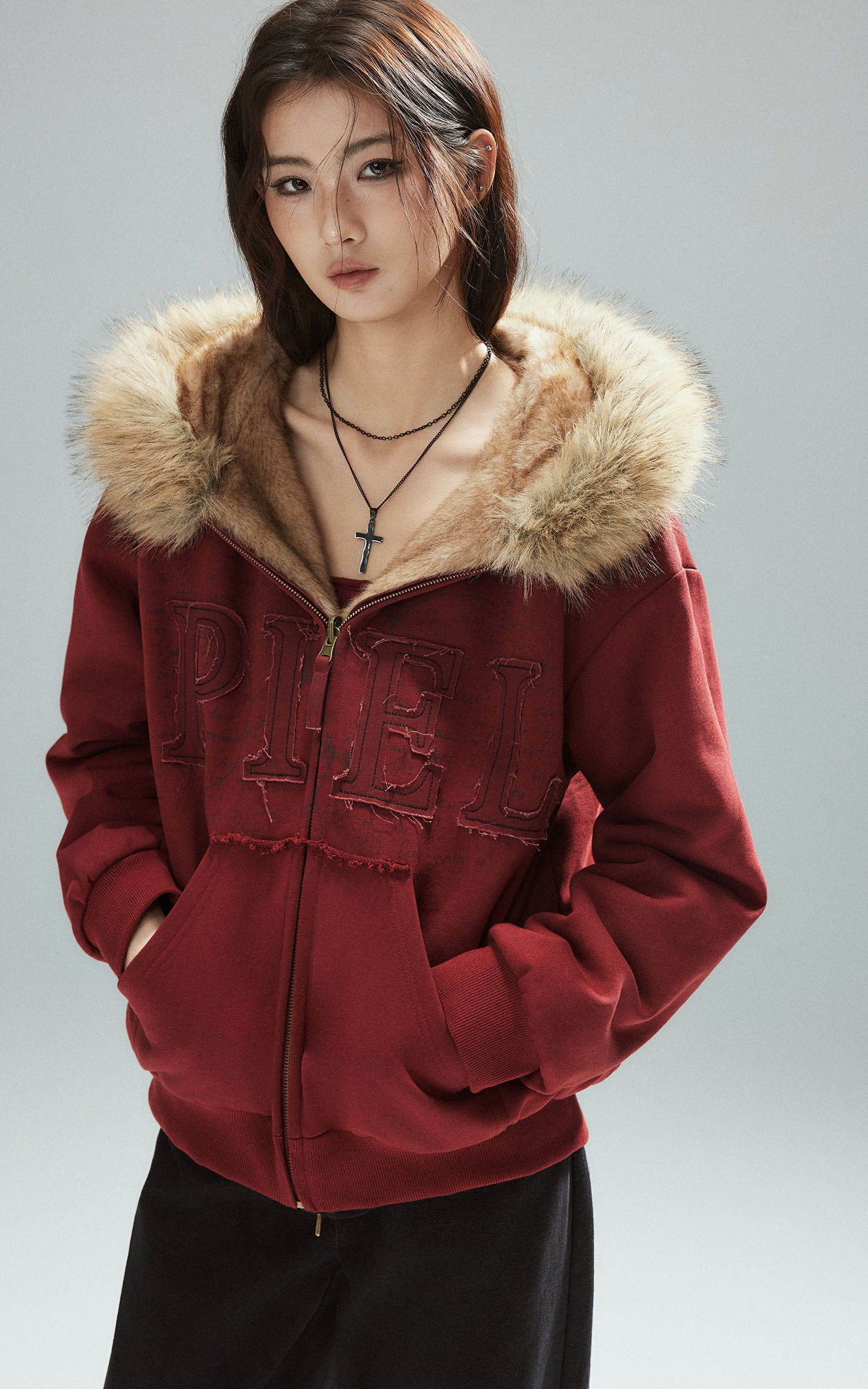 Low pixel フェイクファー フード付きジップアップスウェットジャケット