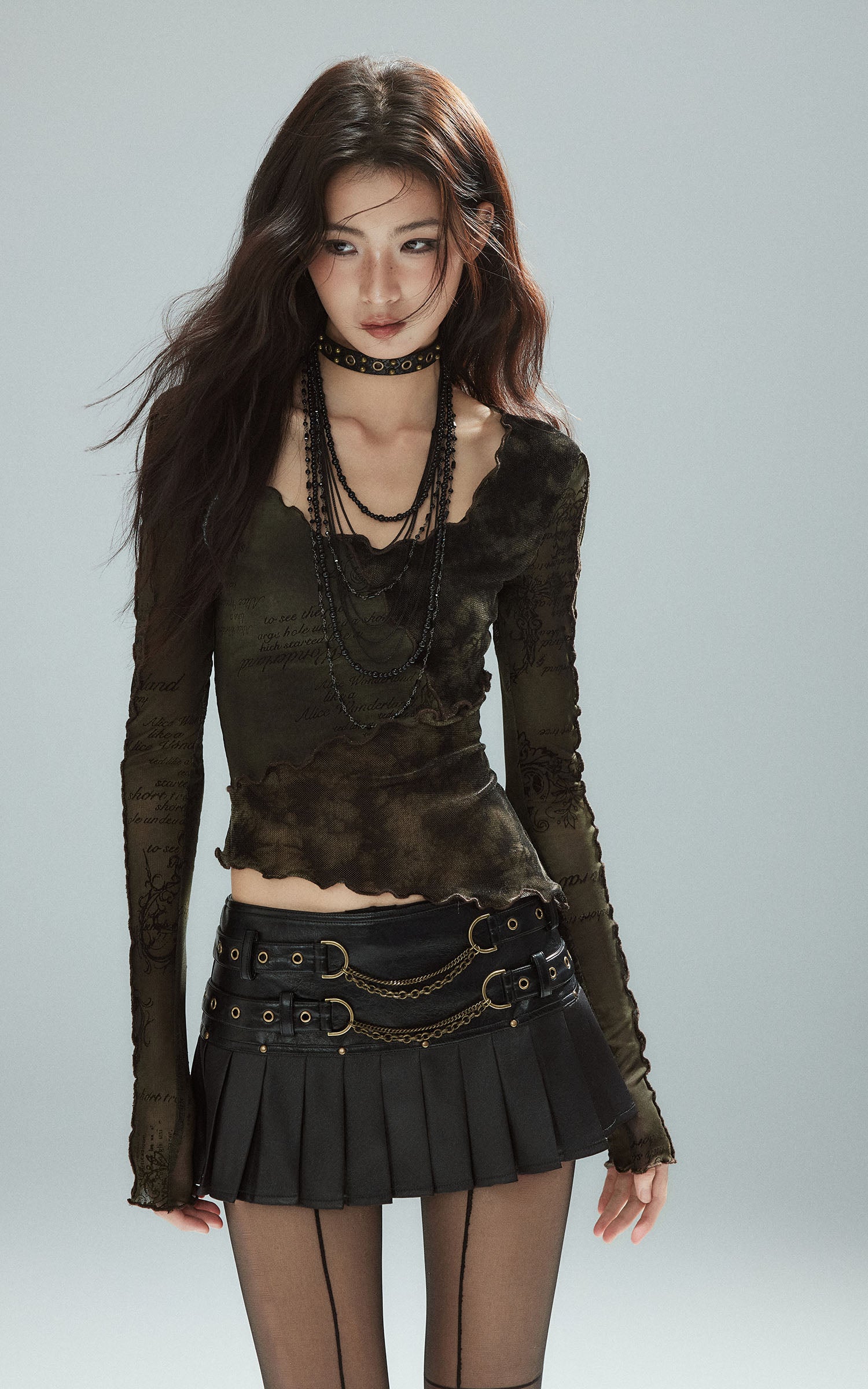 Low pixel Distressed Print Asymmetric Mesh Long Sleeve T-Shirt