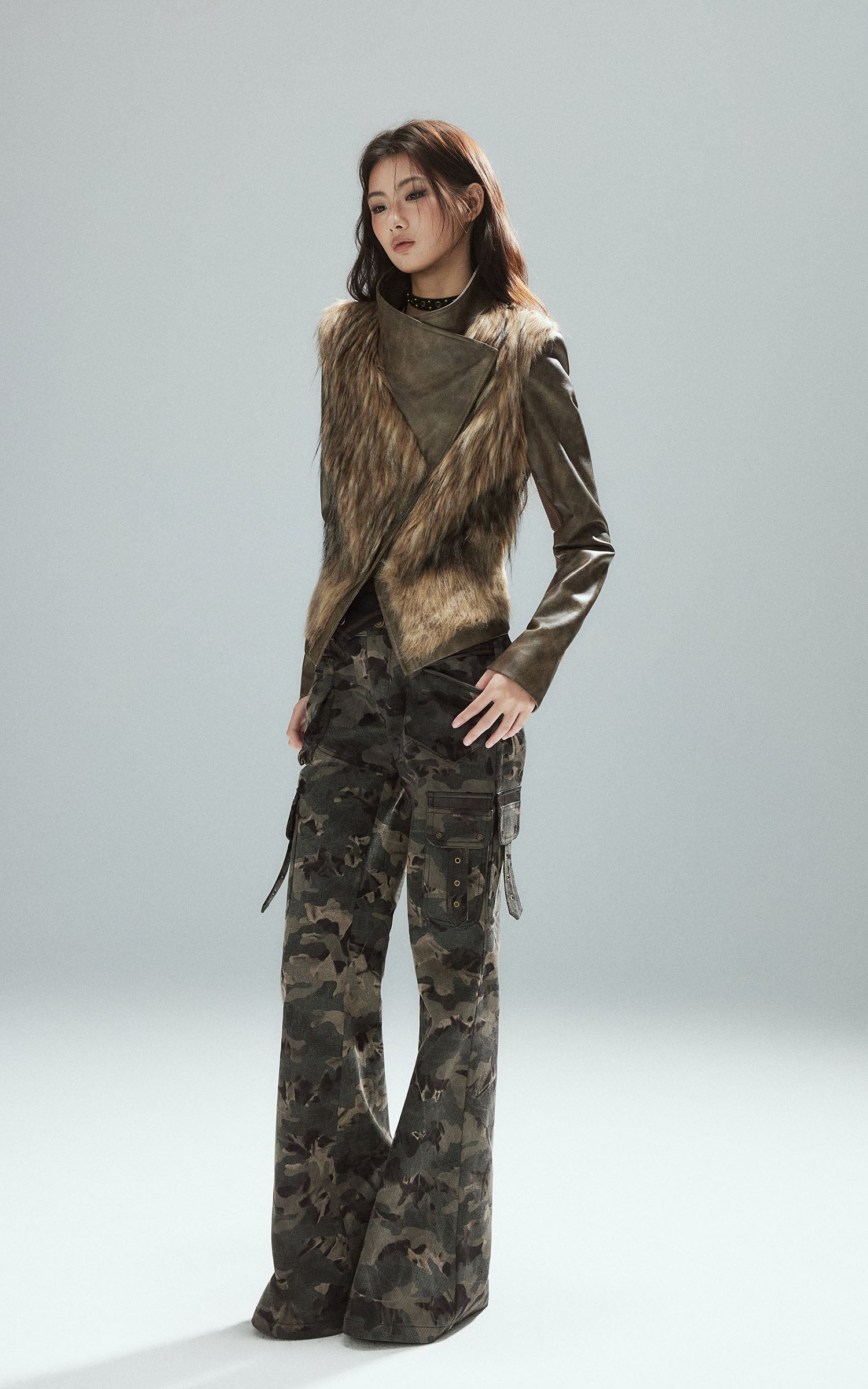 Low pixel フェイクファー パネル アシンメトリック クロップドジャケット