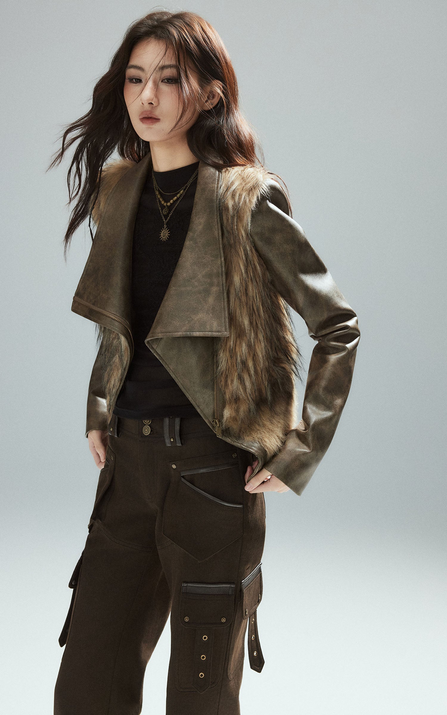 Low pixel フェイクファー パネル アシンメトリック クロップドジャケット