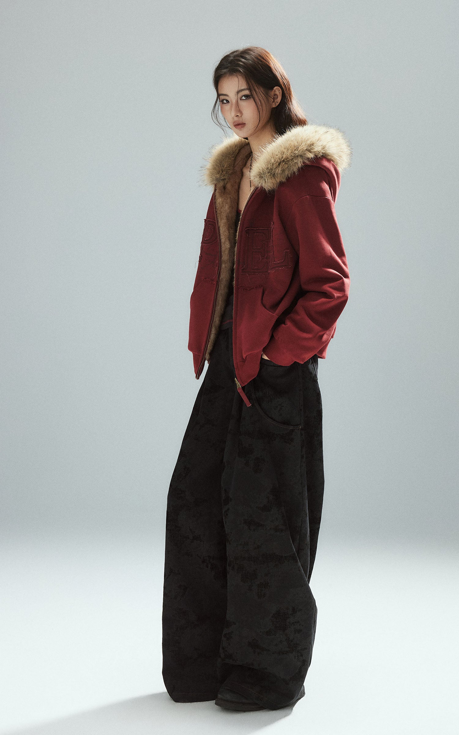 Low pixel フェイクファー フード付きジップアップスウェットジャケット