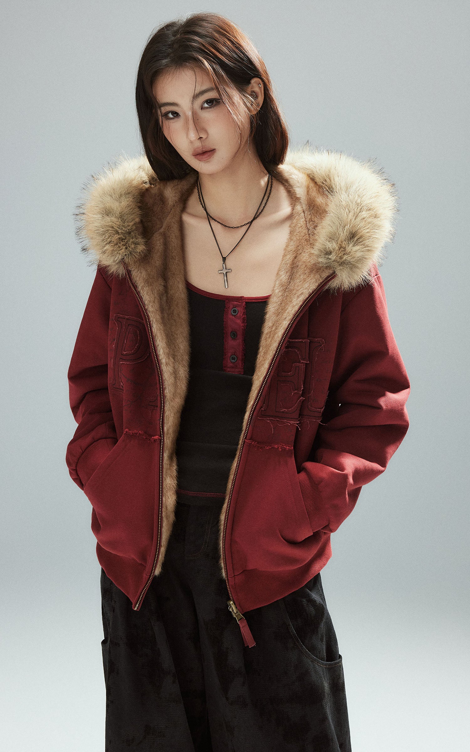 Low pixel フェイクファー フード付きジップアップスウェットジャケット