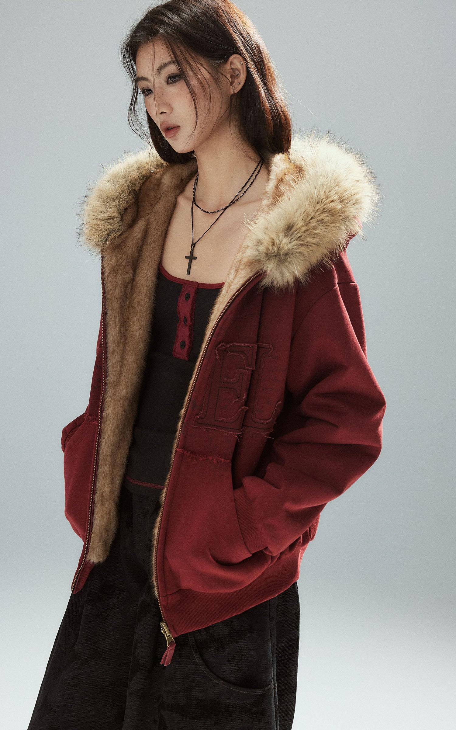 Low pixel フェイクファー フード付きジップアップスウェットジャケット