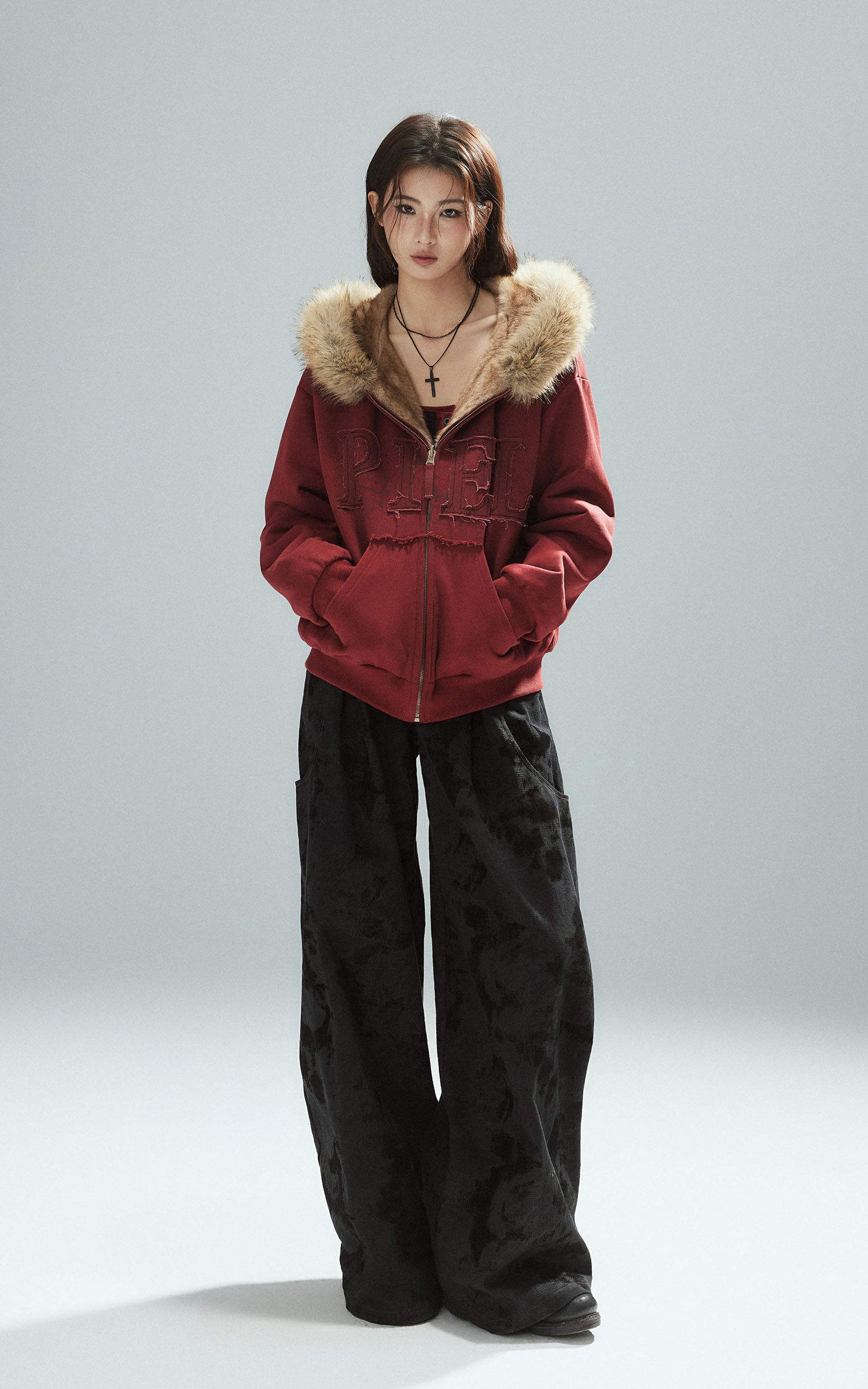 Low pixel フェイクファー フード付きジップアップスウェットジャケット