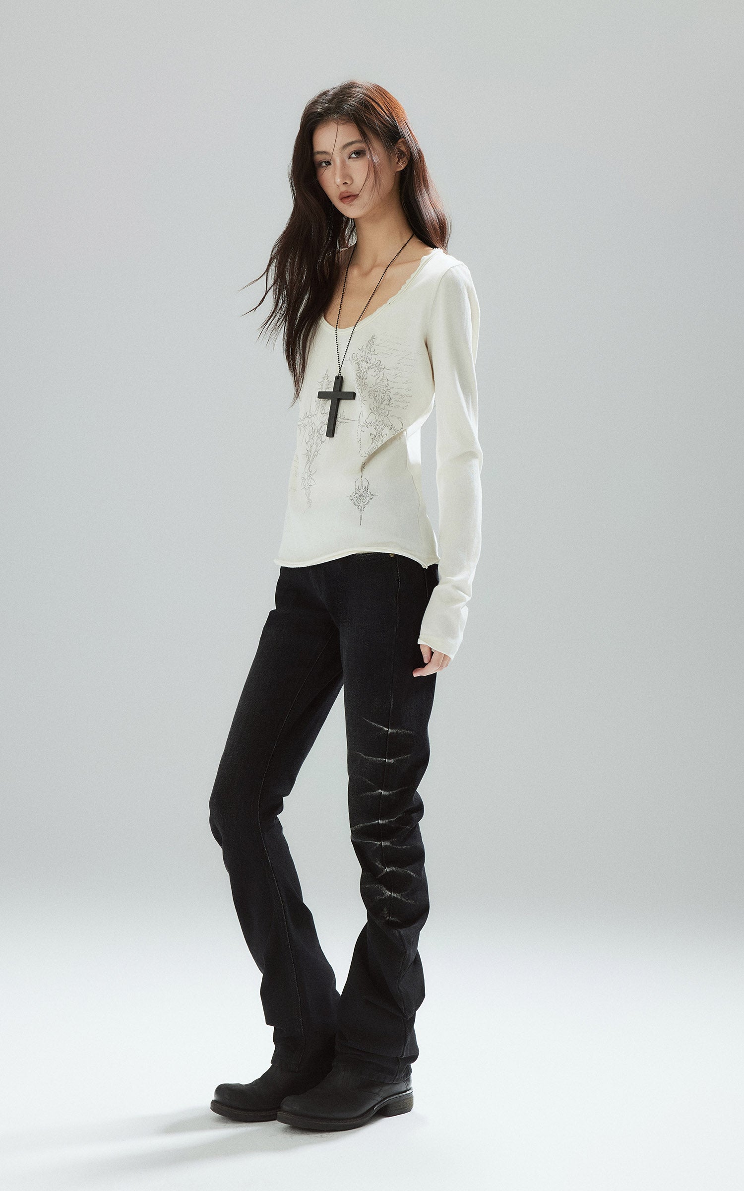 Low pixel ウォッシュドルーシュスリムフレアデニムパンツ