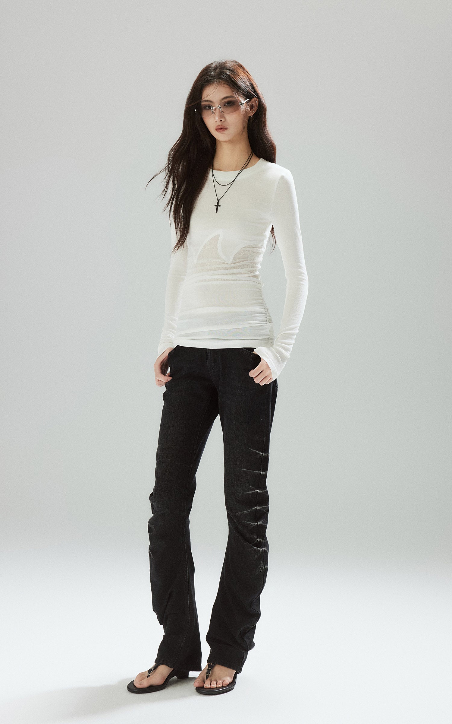 Low pixel ウォッシュドルーシュスリムフレアデニムパンツ