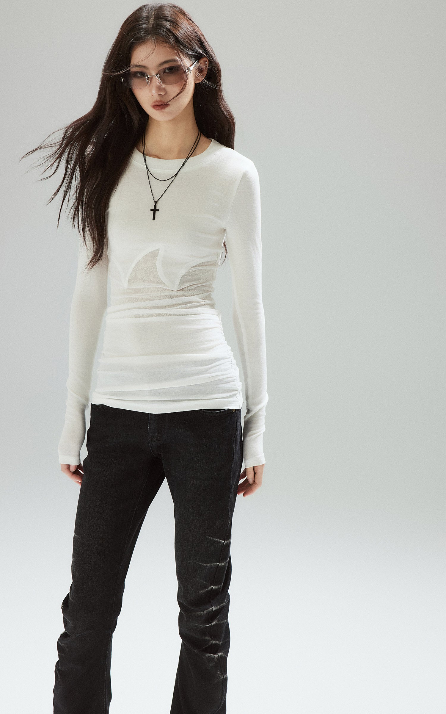 Low pixel ウォッシュドルーシュスリムフレアデニムパンツ