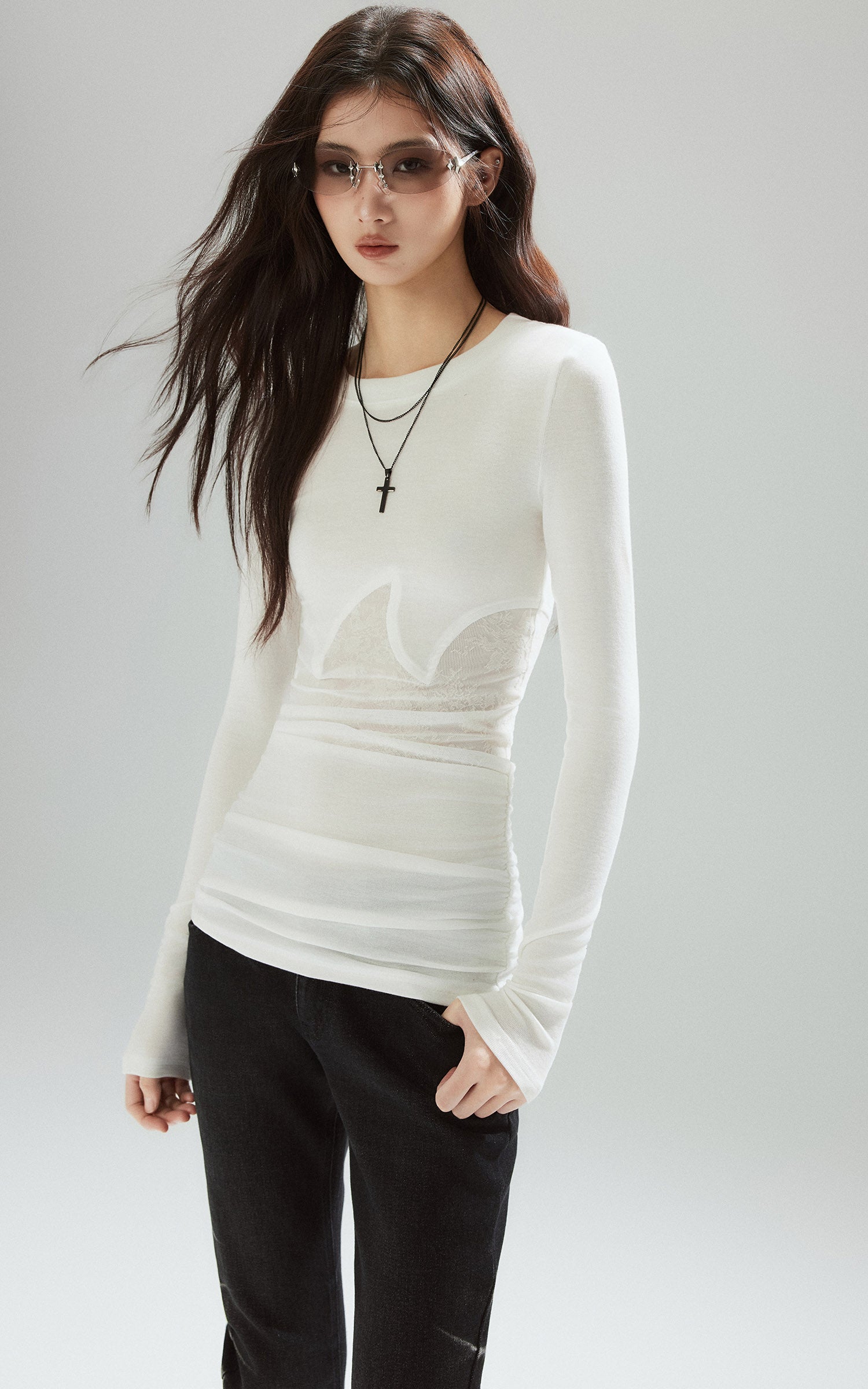 Low pixel ウォッシュドルーシュスリムフレアデニムパンツ