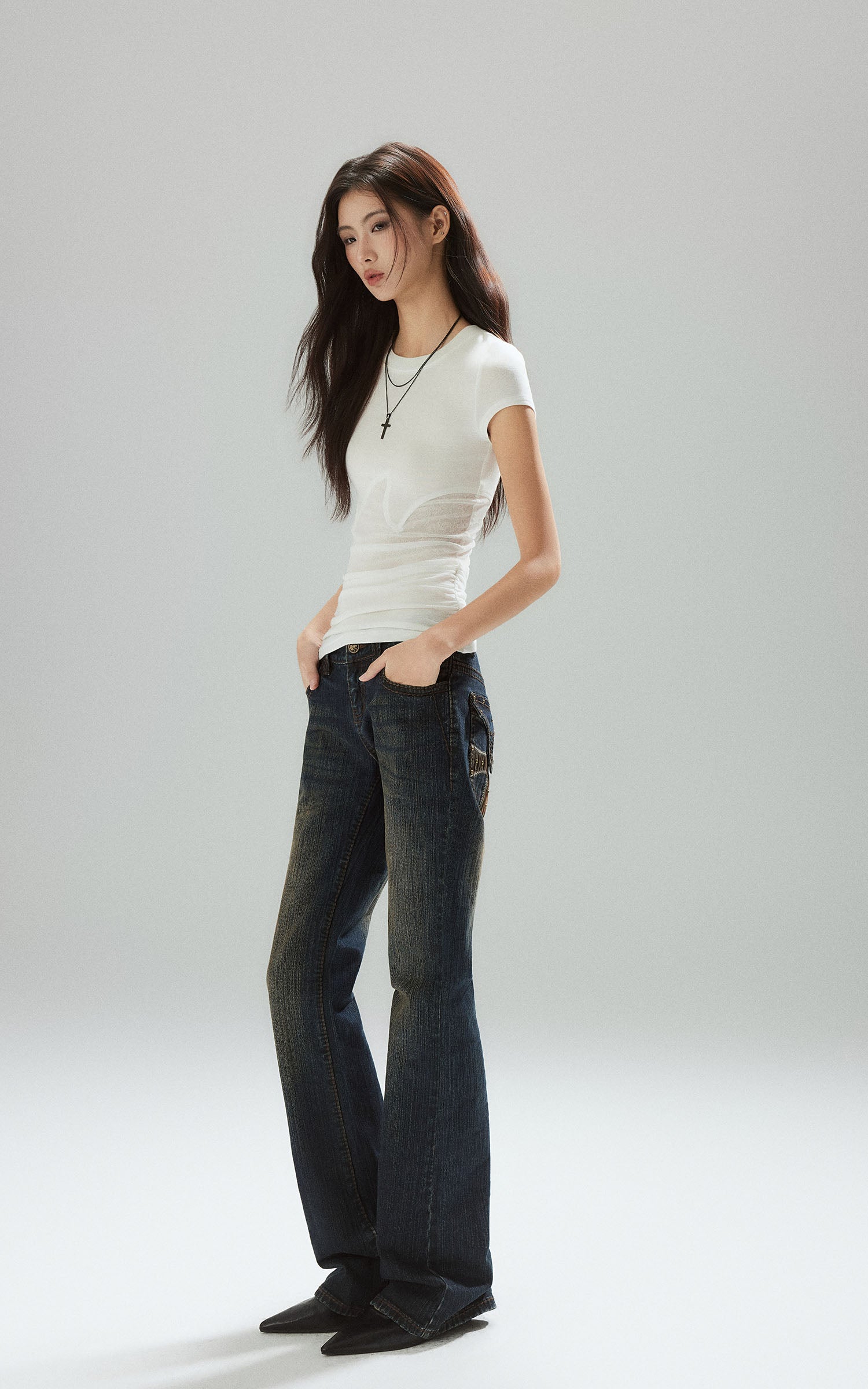 Low pixel レースパネルフィットショートスリーブTシャツ