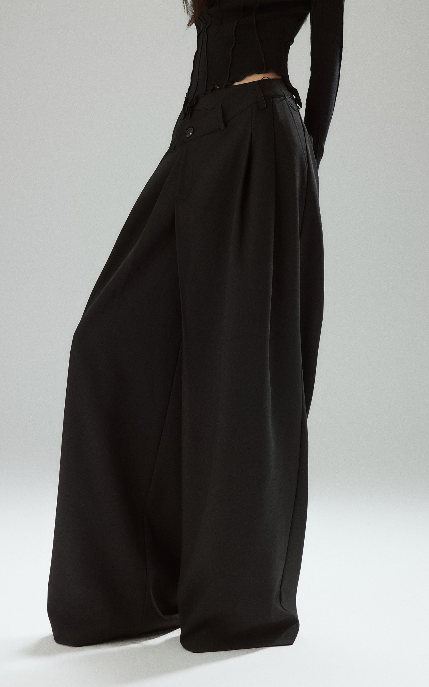 Low pixel ウェーブシームフィットロングスリーブTシャツ