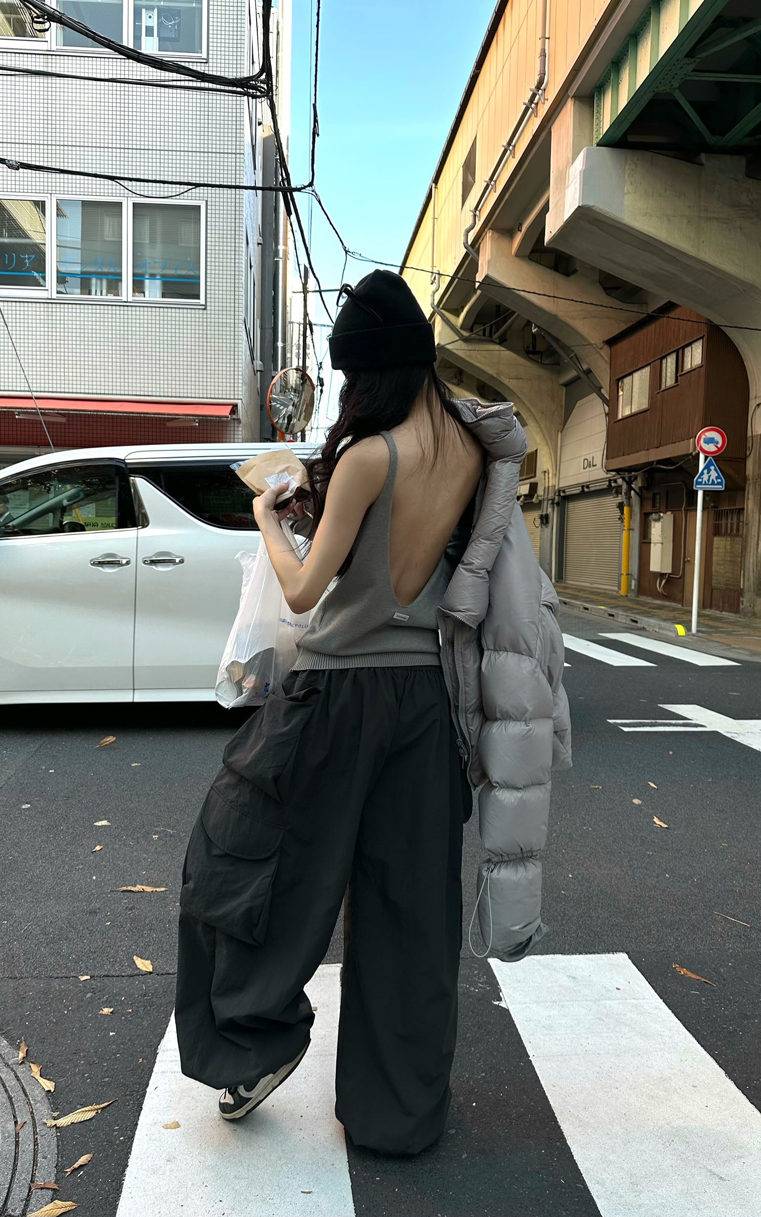 0122stepll Deep U-Back Knit Vest