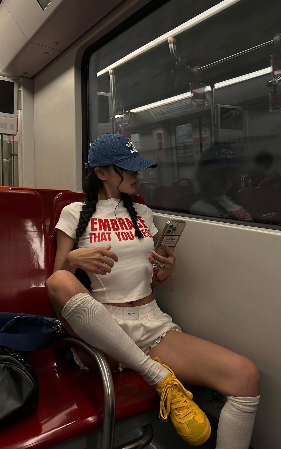 WARDEN EDGE Fitted Cropped T-Shirt - PINKPARKS