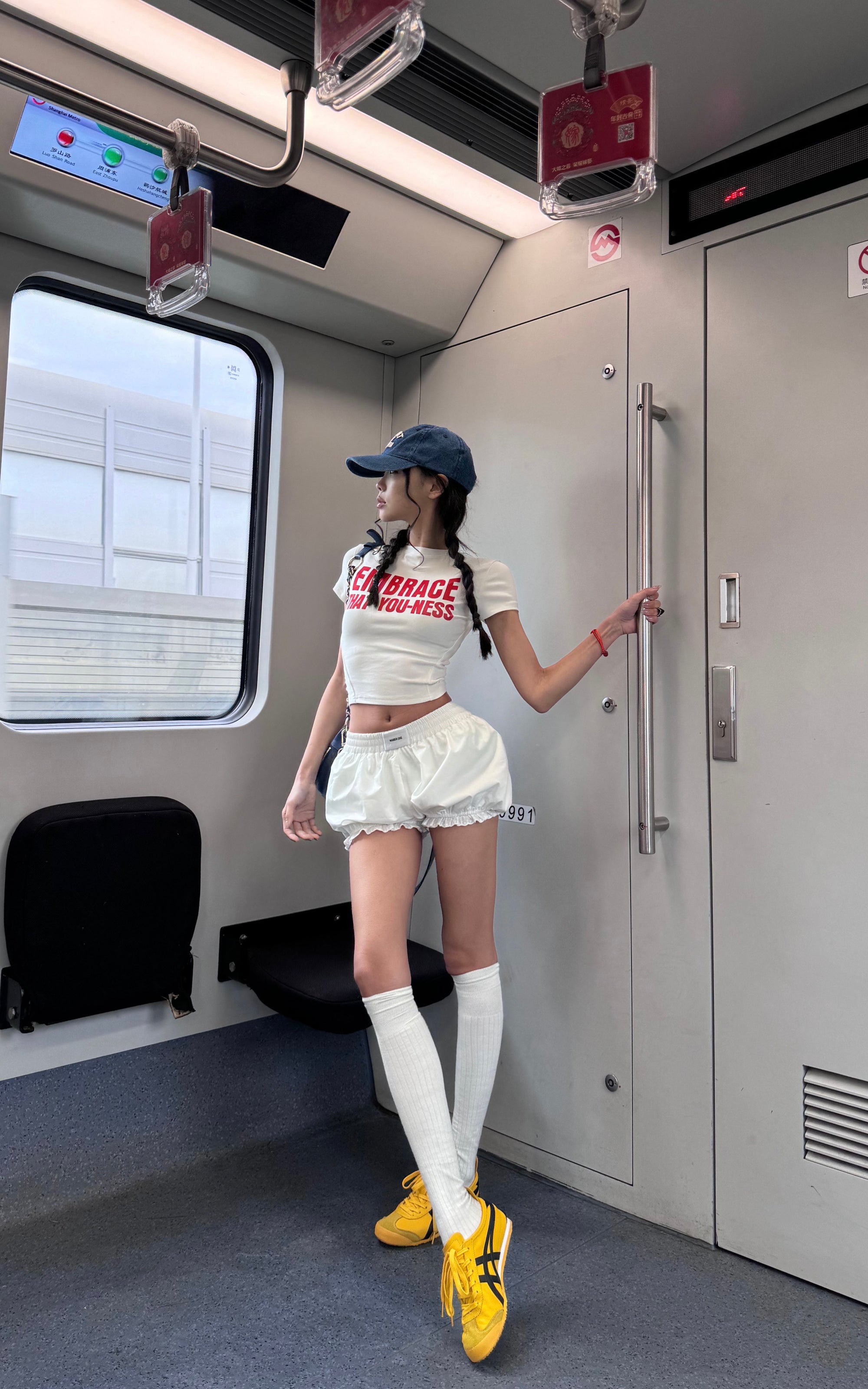 WARDEN EDGE Fitted Cropped T-Shirt - PINKPARKS