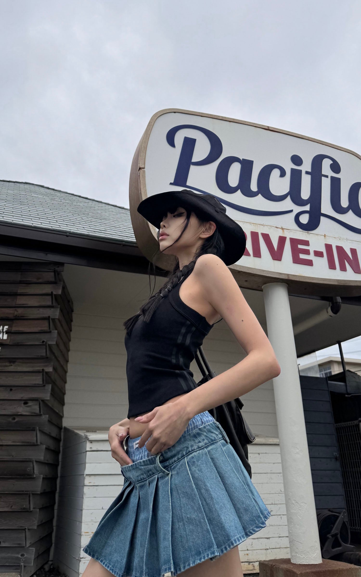 WARDEN EDGE Pleated Denim Micro Skirt with Contrast Waistband - PINKPARKS