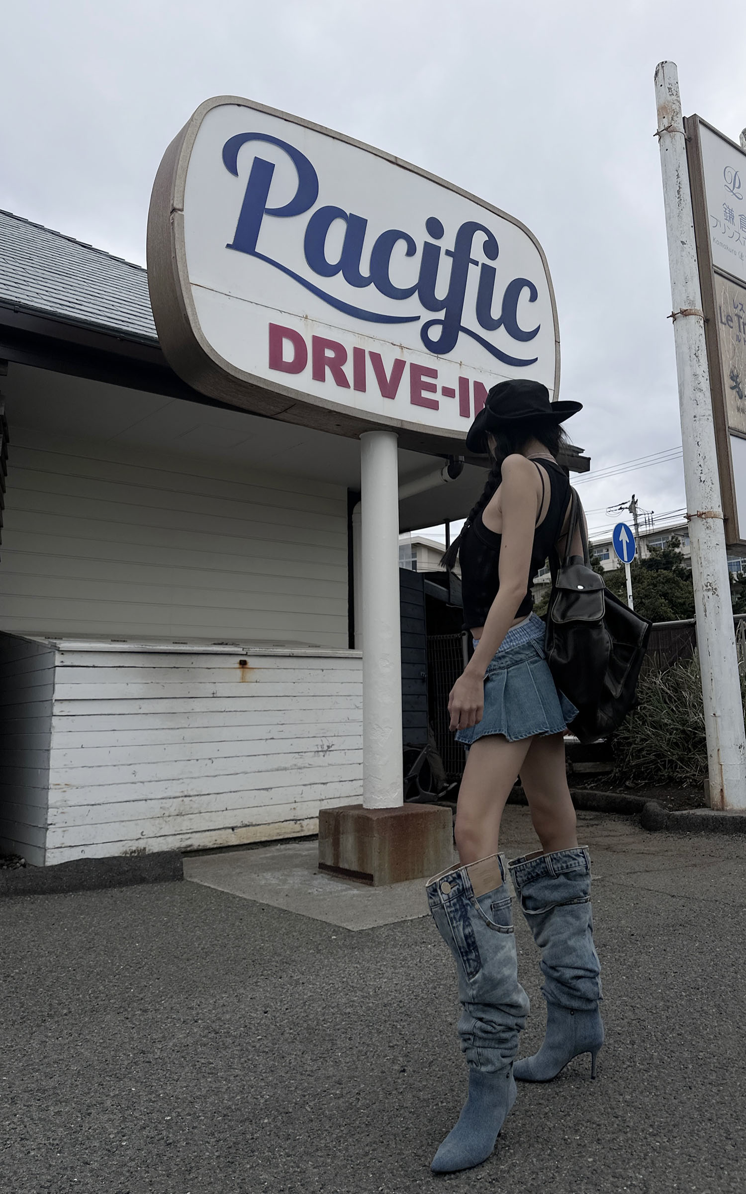 WARDEN EDGE Pleated Denim Micro Skirt with Contrast Waistband - PINKPARKS