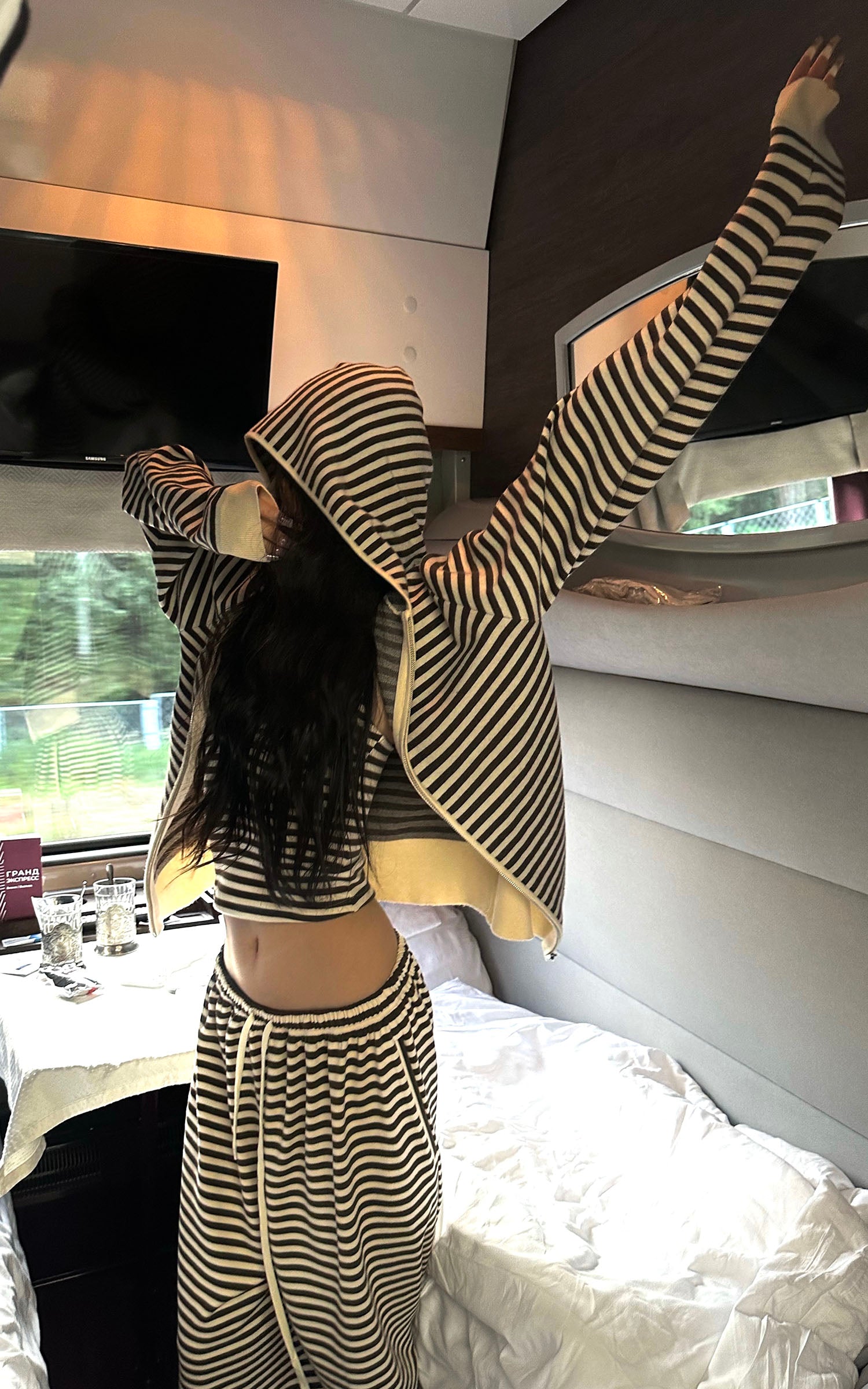 0122stepll ストライプトップ、タンク、パンツの3点セット