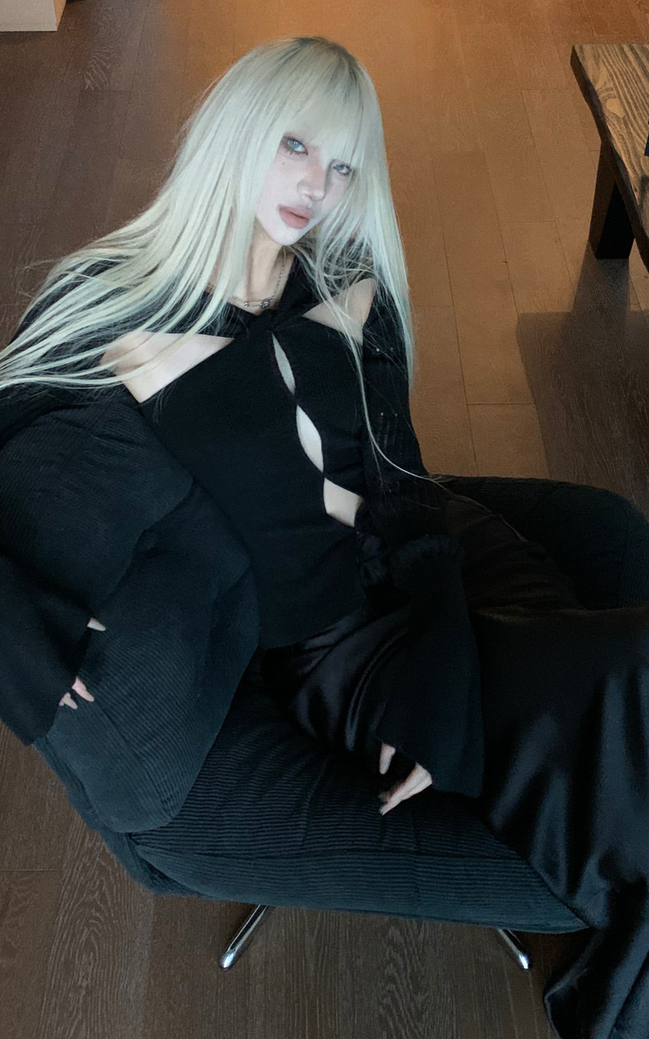 Rase le sol Cut-Out Knit Top with Flared Sleeves - PINKPARKS