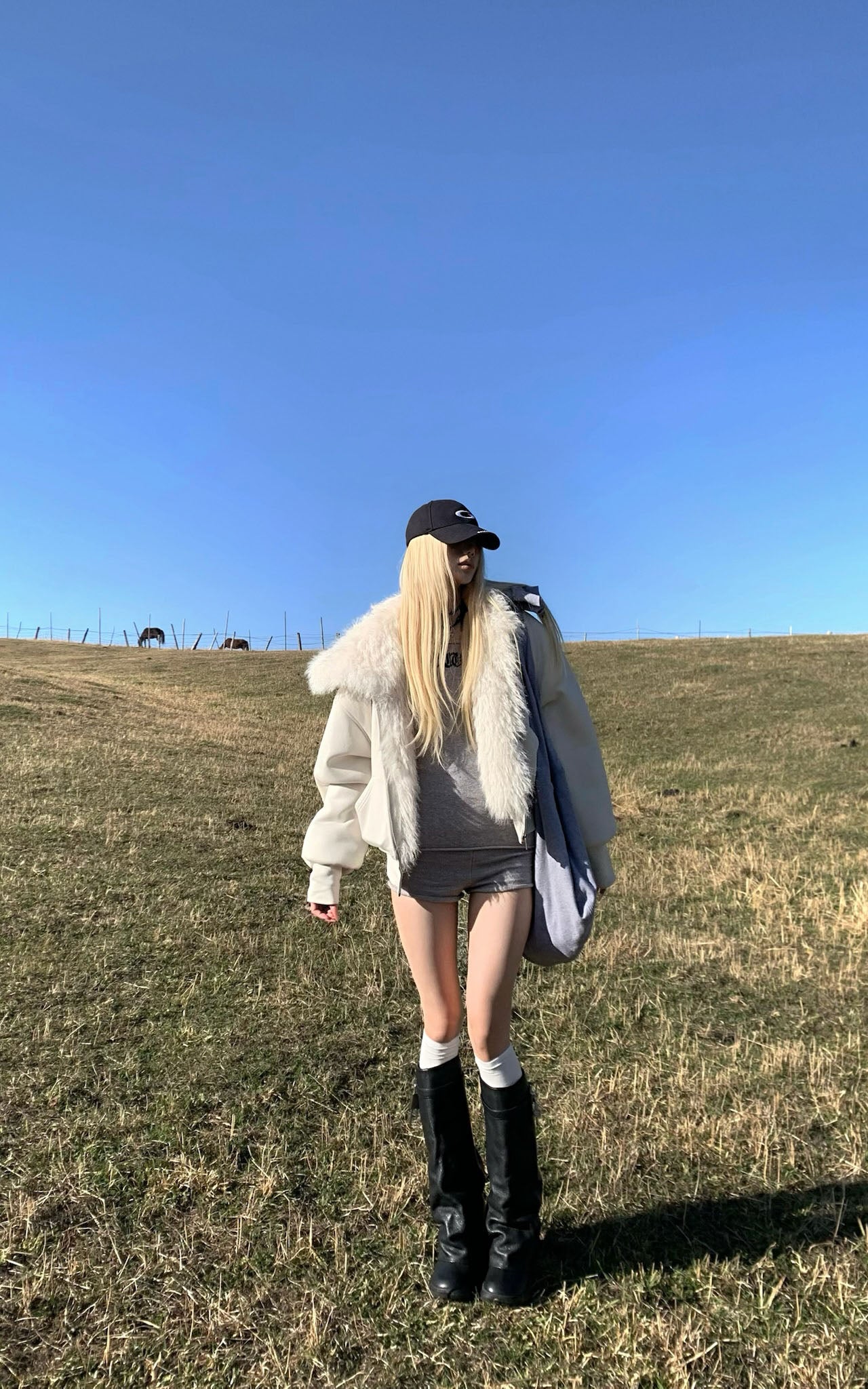 Rase le sol Faux Fur-Trimmed Hoodie Jacket - PINKPARKS