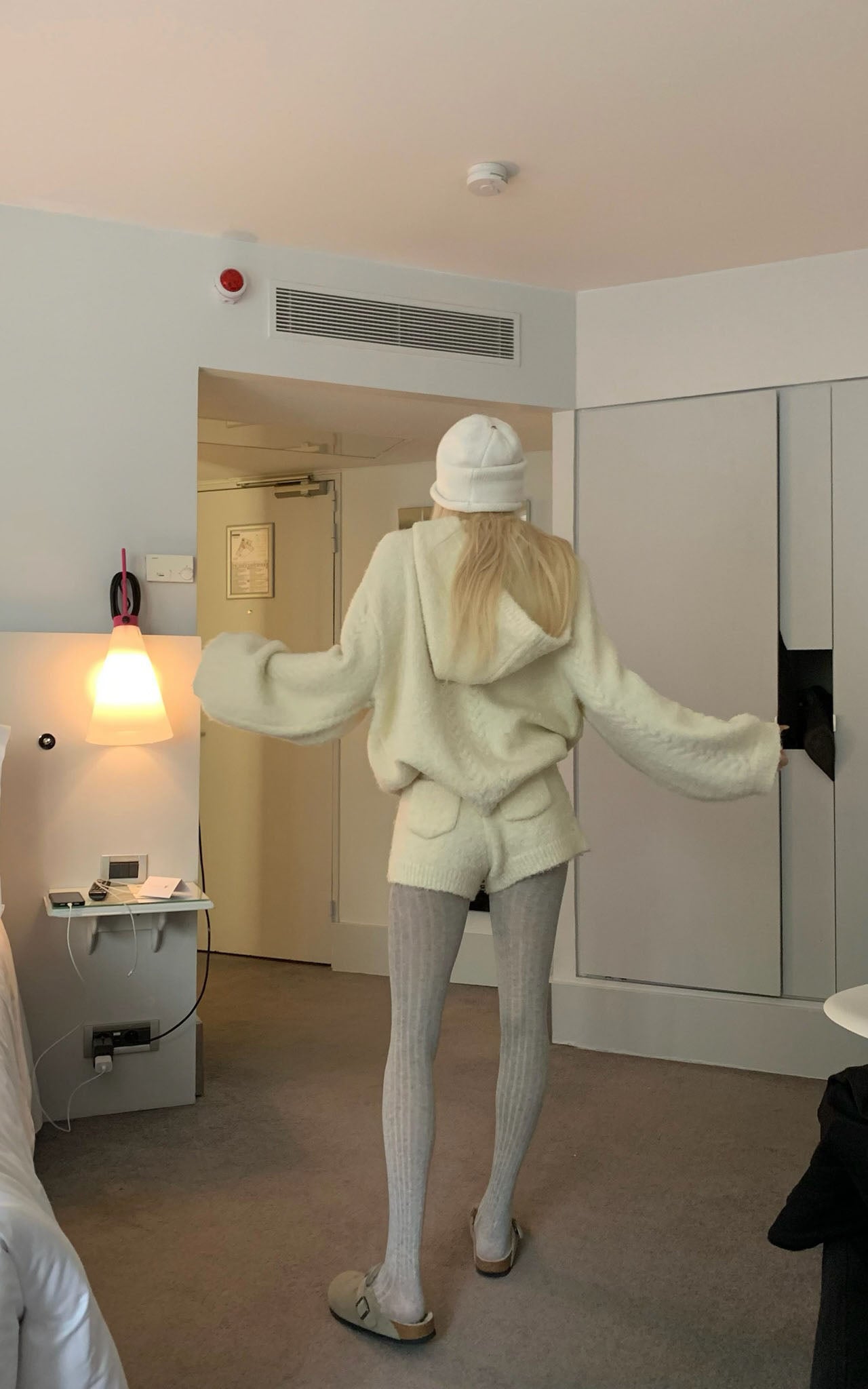 Rase le sol Oversized Fuzzy Hoodie Set - PINKPARKS