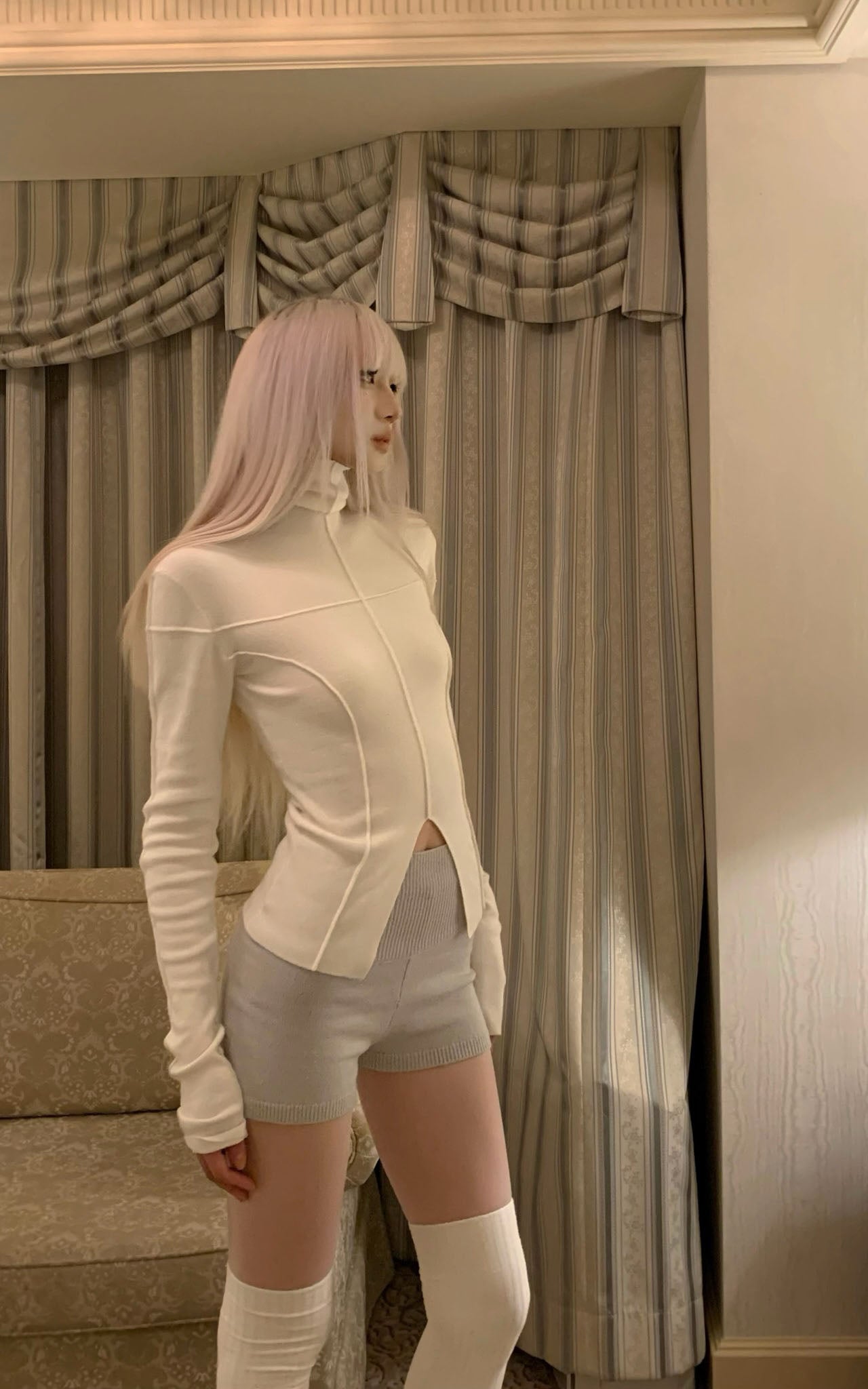 Rase le sol Crossline Slim-Fit Long Sleeve Tee - PINKPARKS