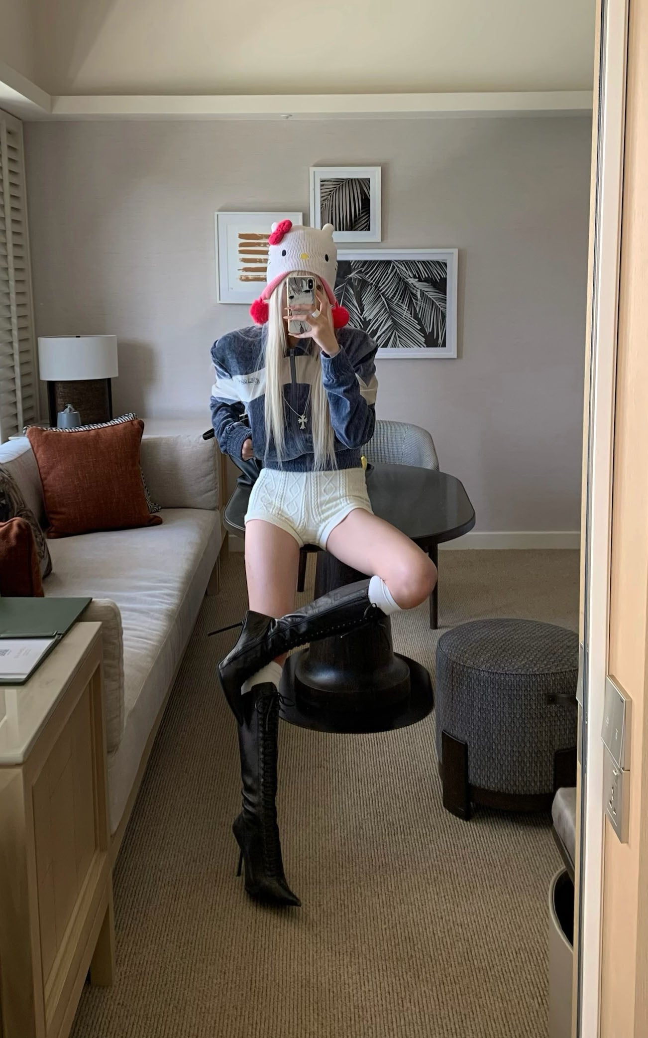 Rase le sol Textured Cable Knit Shorts - PINKPARKS