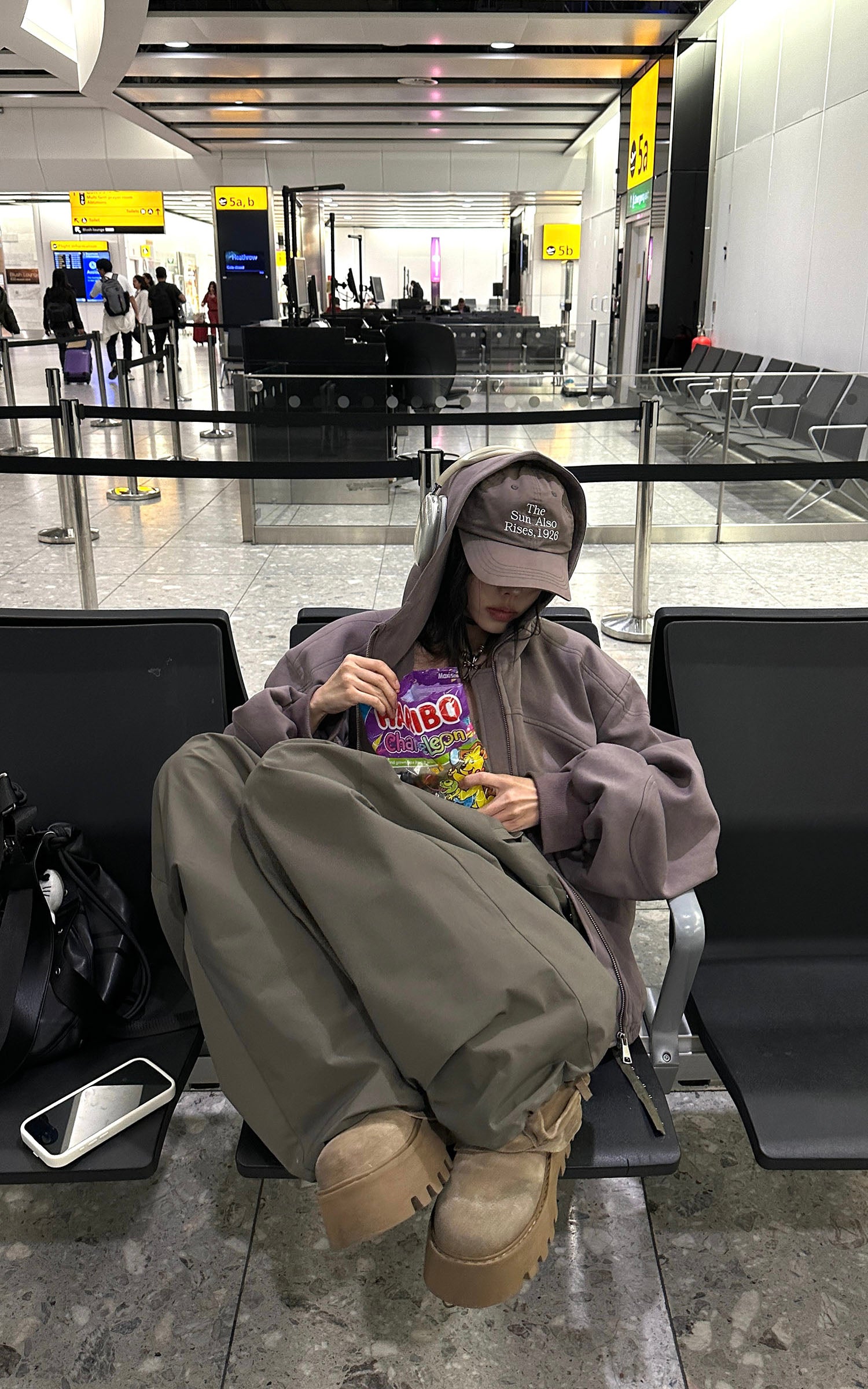 WARDEN EDGE ジップ付きフードスウェットジャケット