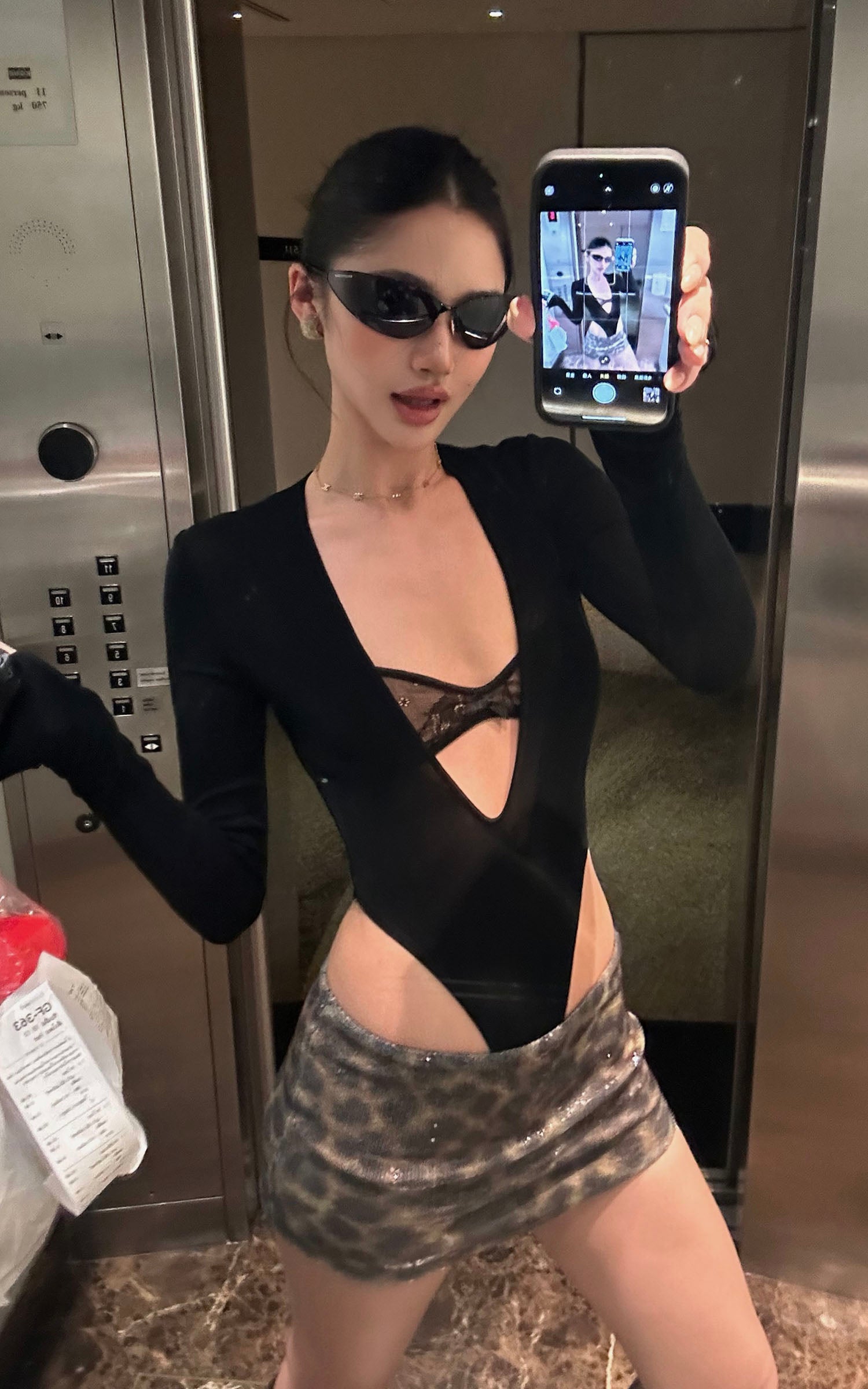 ROVENTE Deep V Cutout Bodysuit with Lace Bra Detail - PINKPARKS