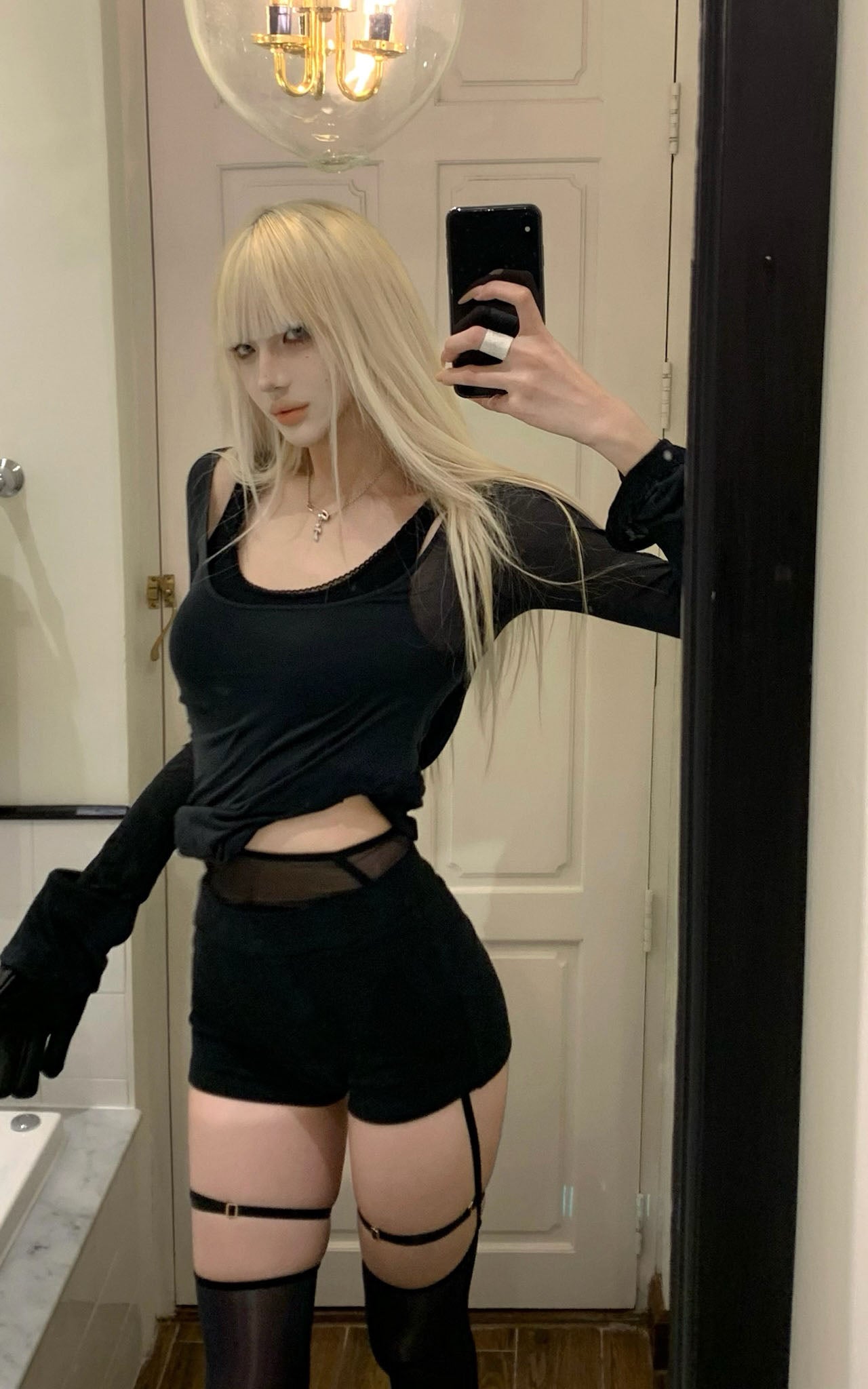 Rase Le Sol Lace Detail Hoodie & Shorts Set - PINKPARKS