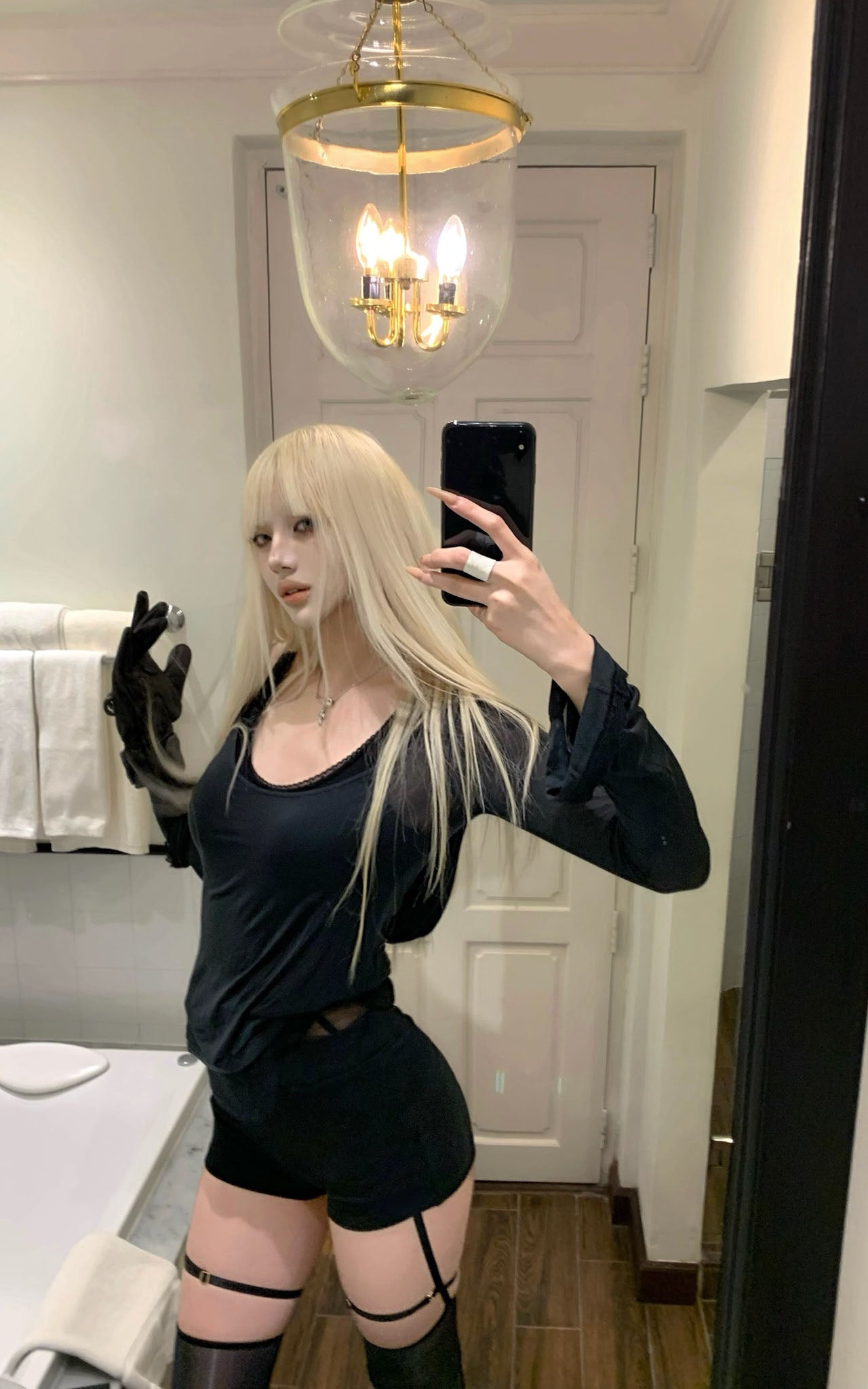 Rase Le Sol Lace Detail Hoodie & Shorts Set - PINKPARKS