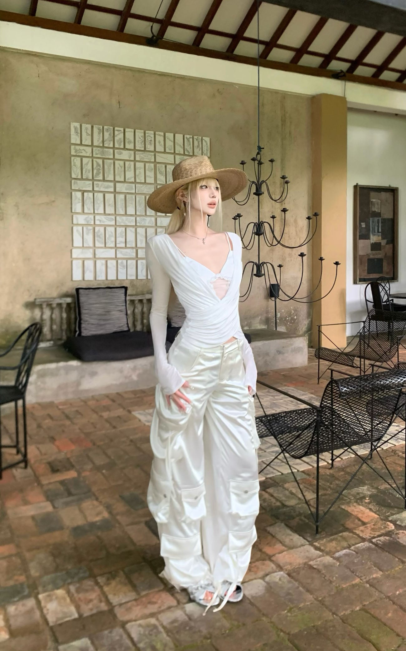 Rase le sol Satin Multi-Pocket Cargo Pants - PINKPARKS