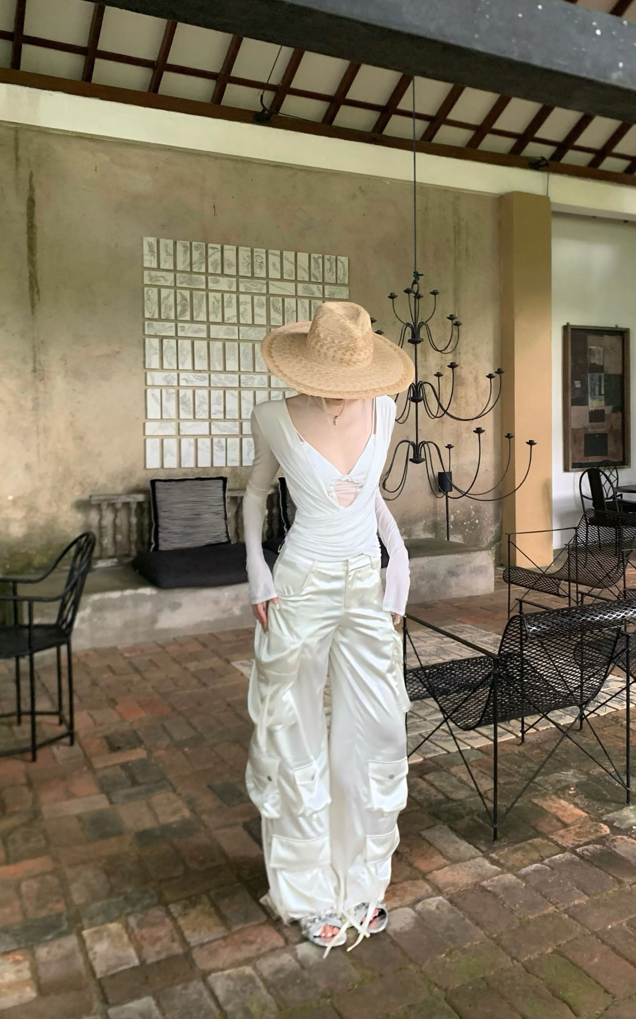 Rase le sol Satin Multi-Pocket Cargo Pants - PINKPARKS