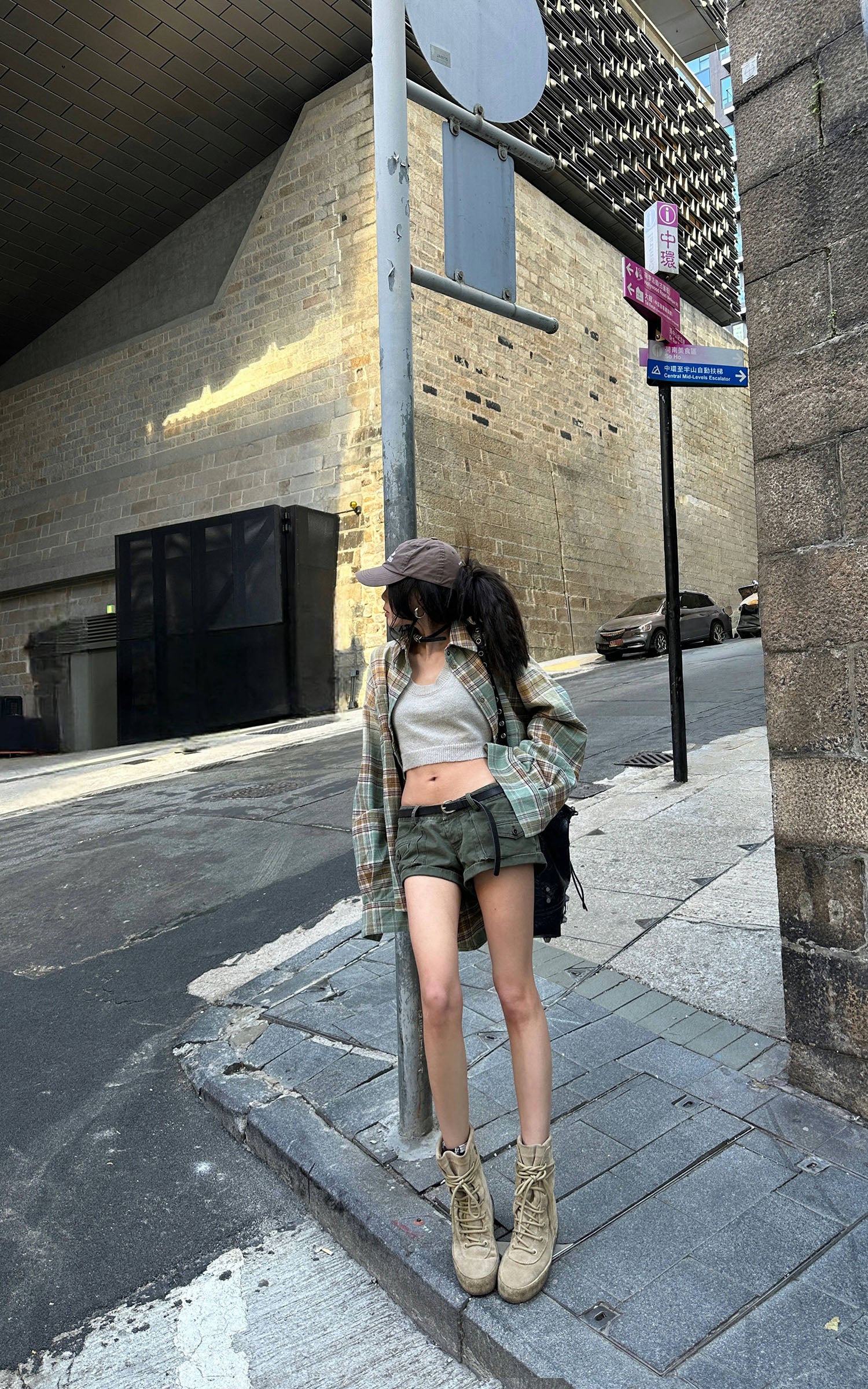 WARDEN EDGE Graphic U-Neck Knit Tank - PINKPARKS