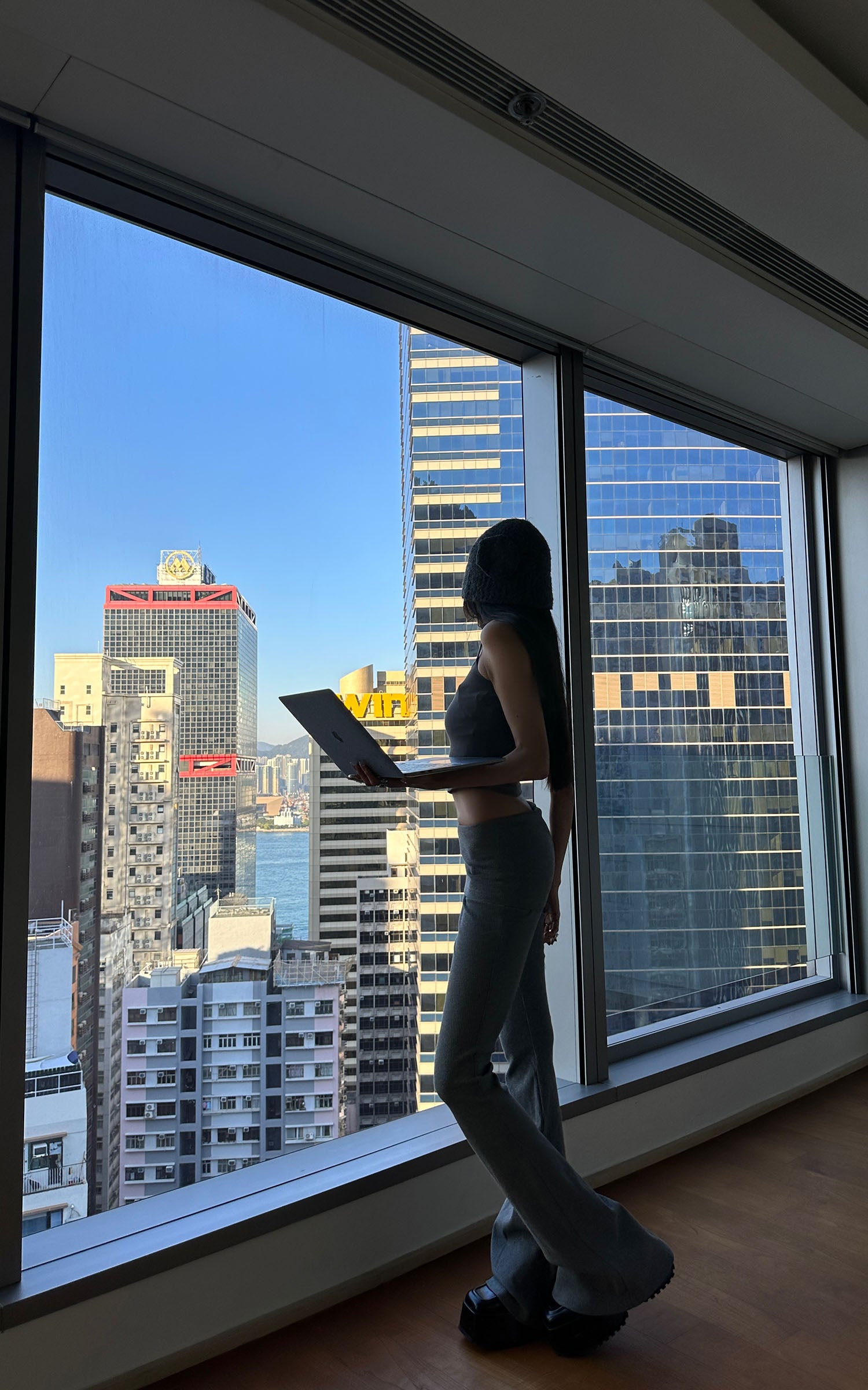 WARDEN EDGE Ribbed Knit Flared Pants &amp; Cropped Camisole Set - PINKPARKS