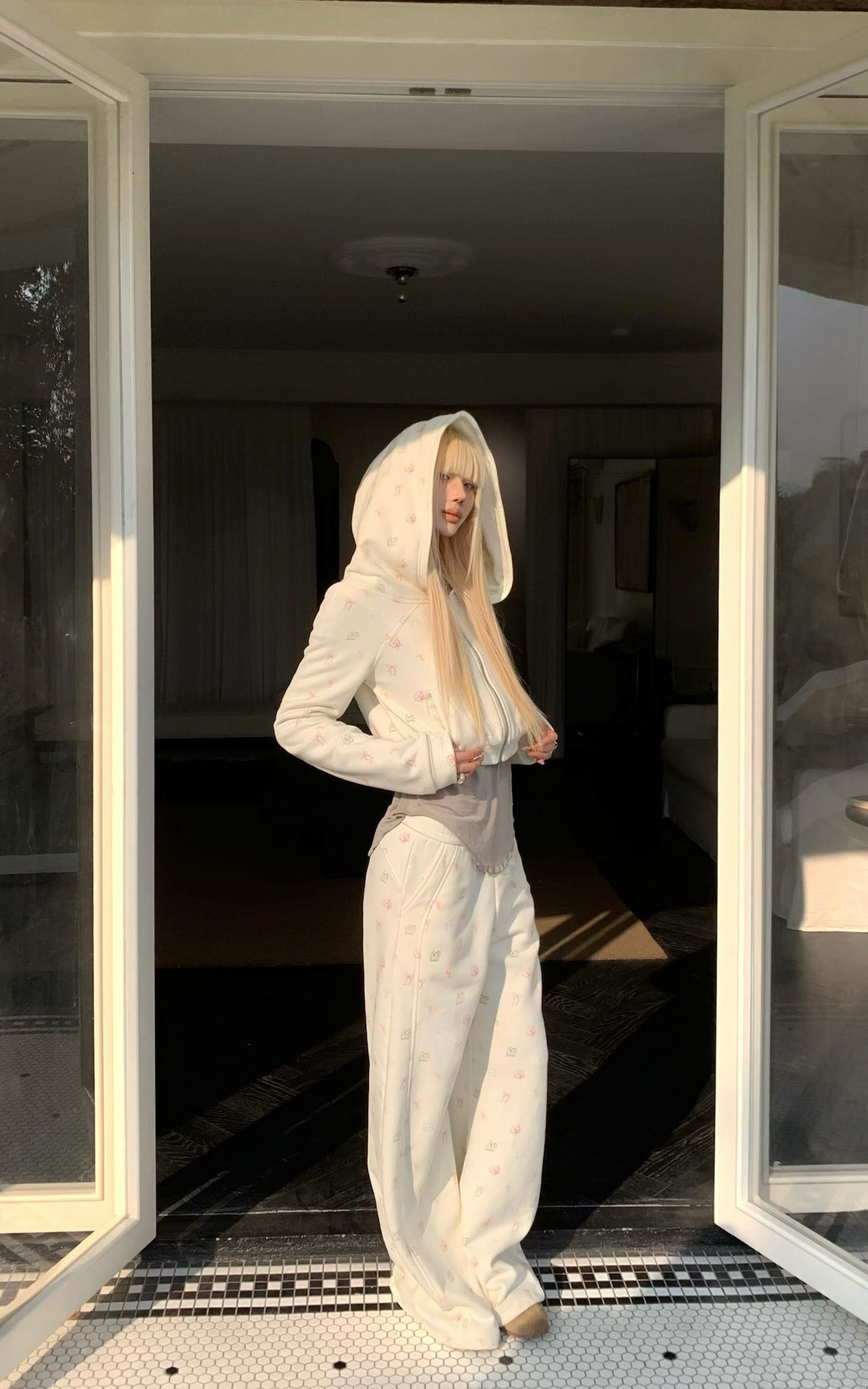 Rase le sol Cartoon Print Hoodie & Sweatpants Set - PINKPARKS