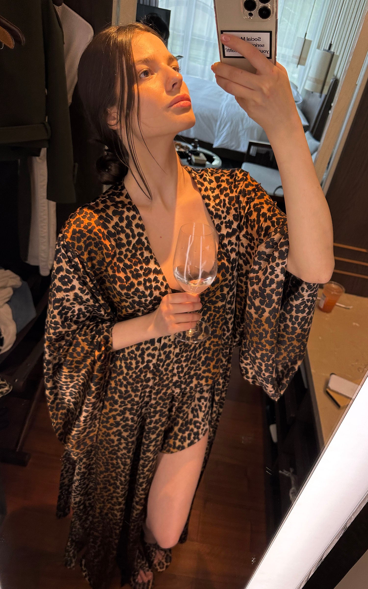 0122stepll Leopard Satin Lounge Pajama Set