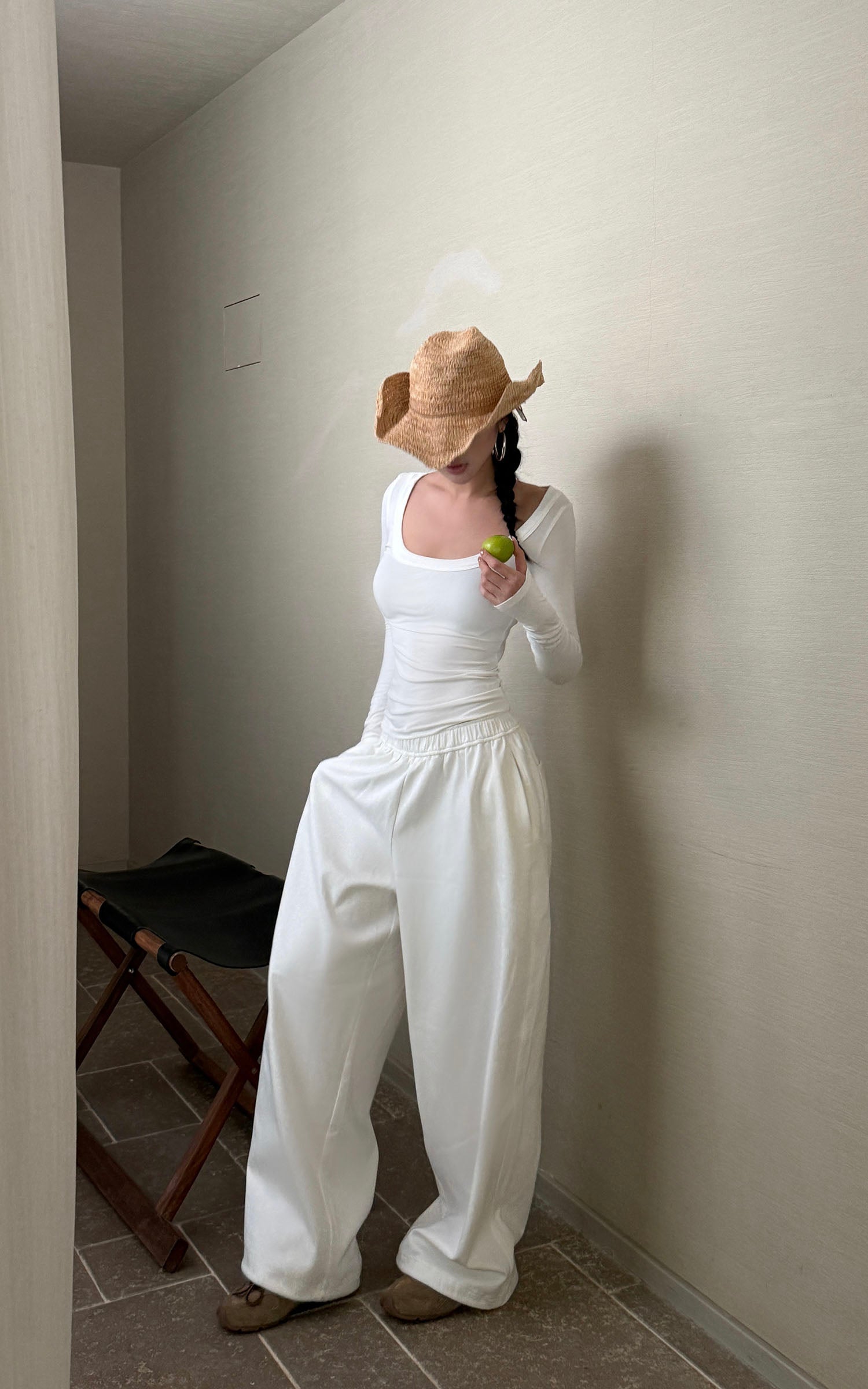 ROVENTE Drawstring Wide-Leg Trousers in White - PINKPARKS