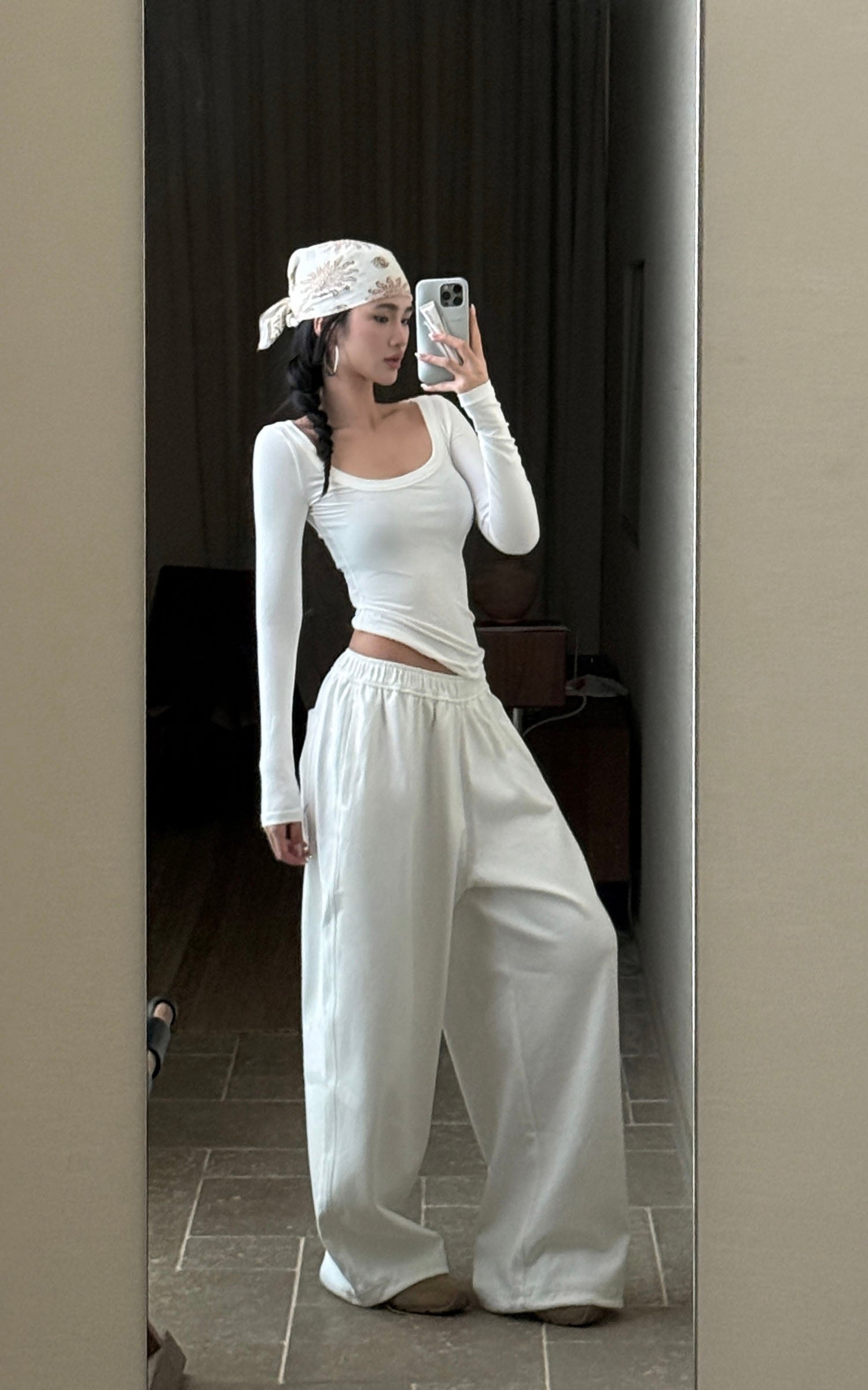 ROVENTE Drawstring Wide-Leg Trousers in White - PINKPARKS