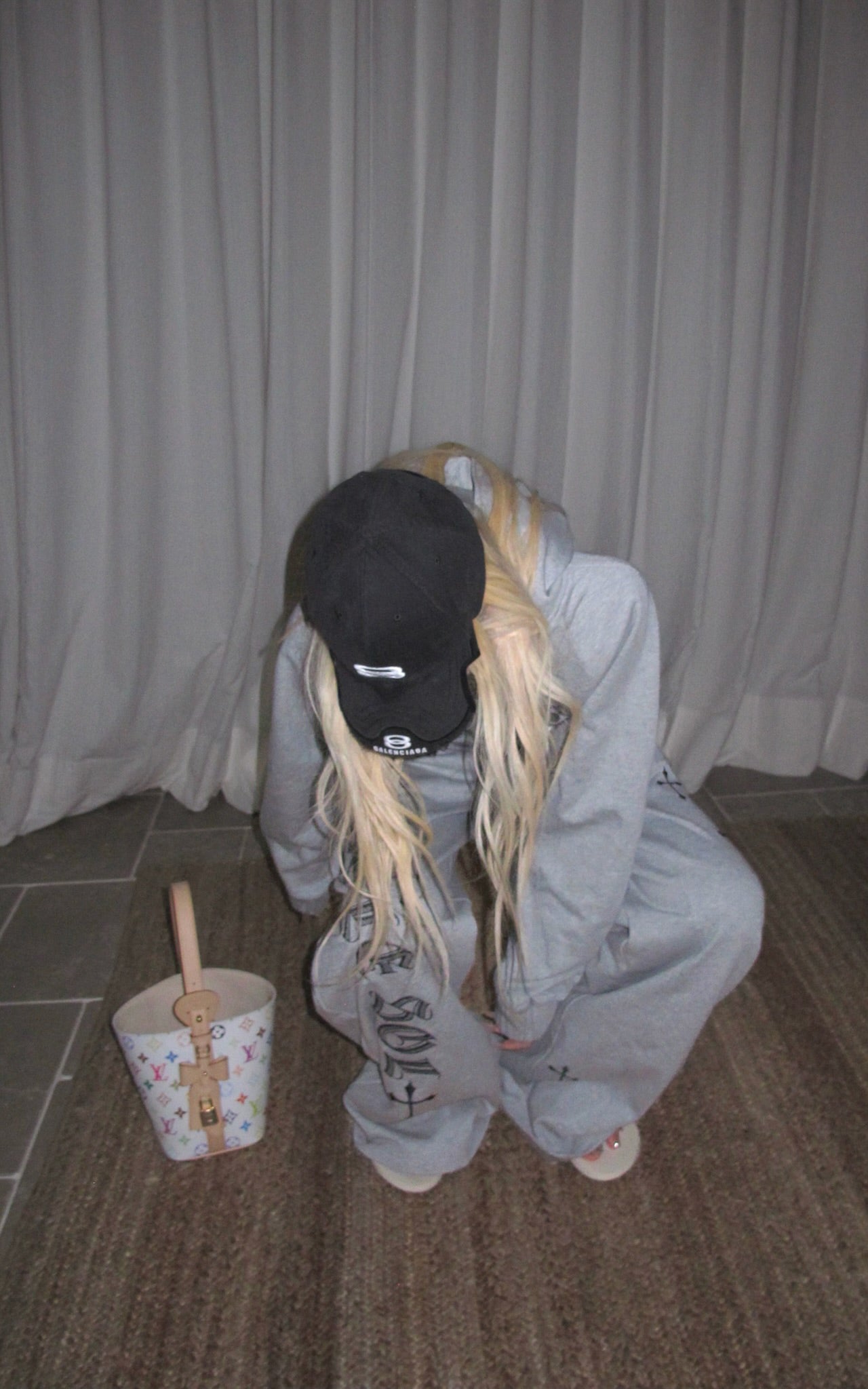 Rase le sol Cropped Hoodie and Pants Set - PINKPARKS