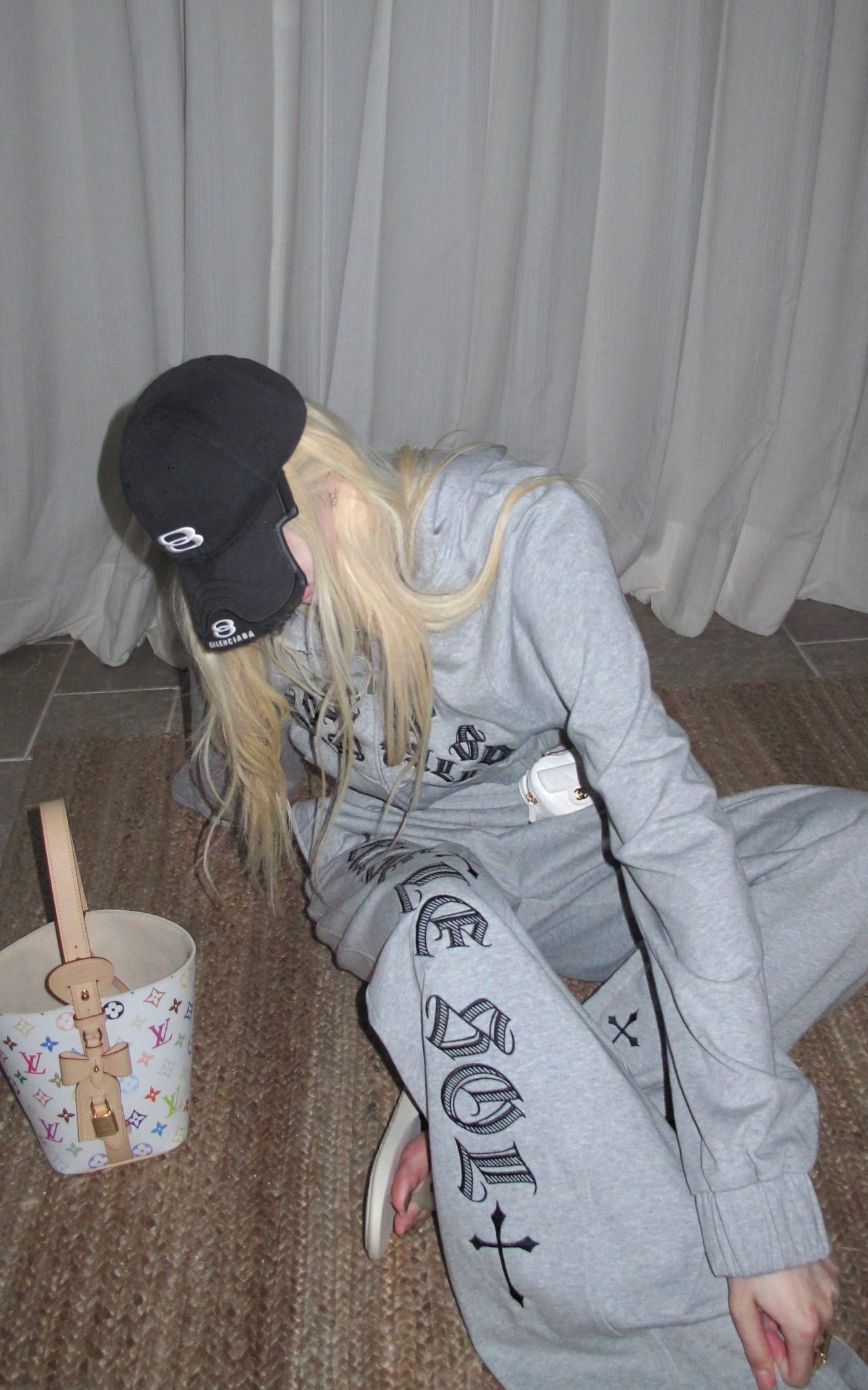 Rase le sol Cropped Hoodie and Pants Set - PINKPARKS