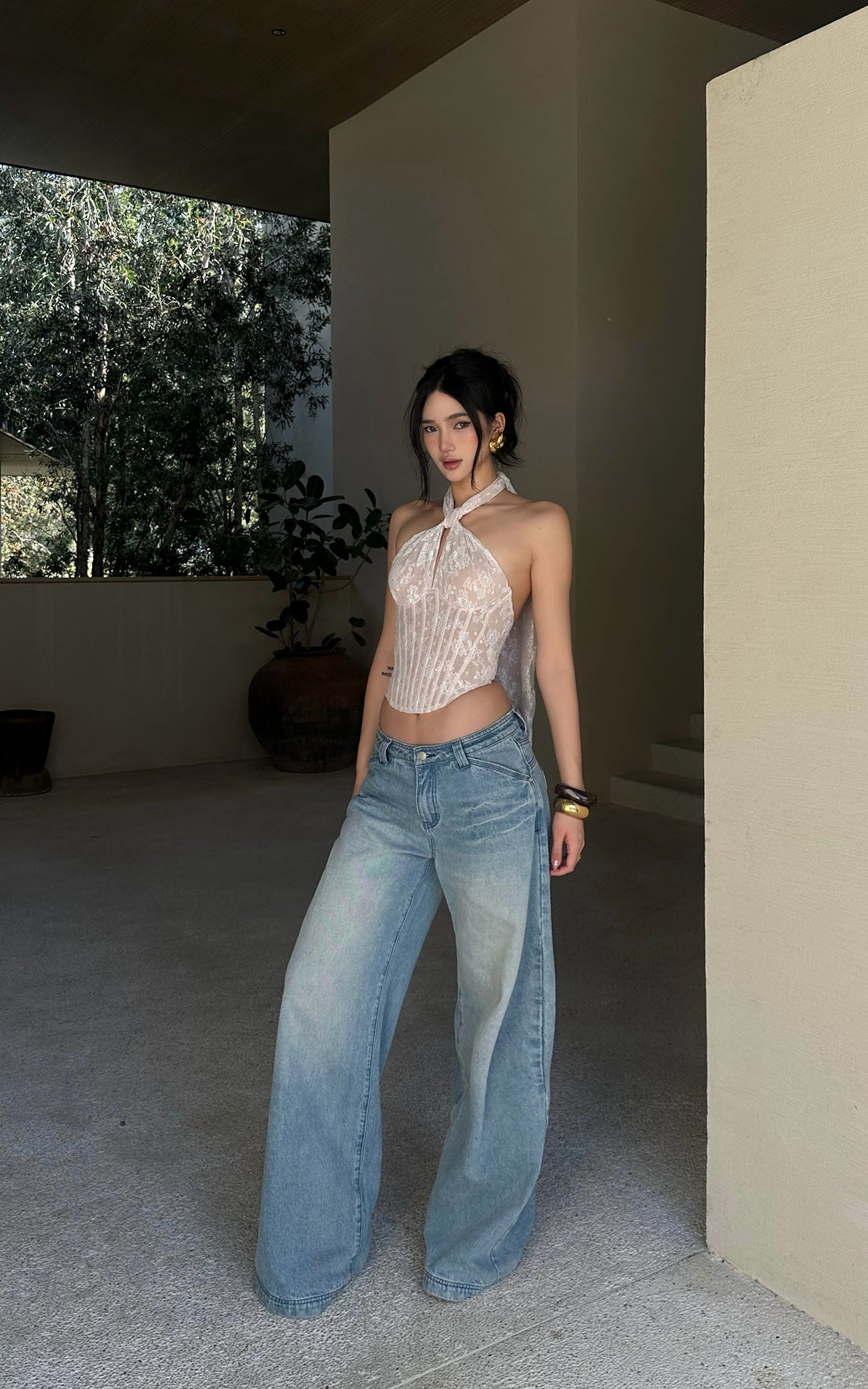 ROVENTE Low Rise Wide-Leg Distressed Jeans - PINKPARKS