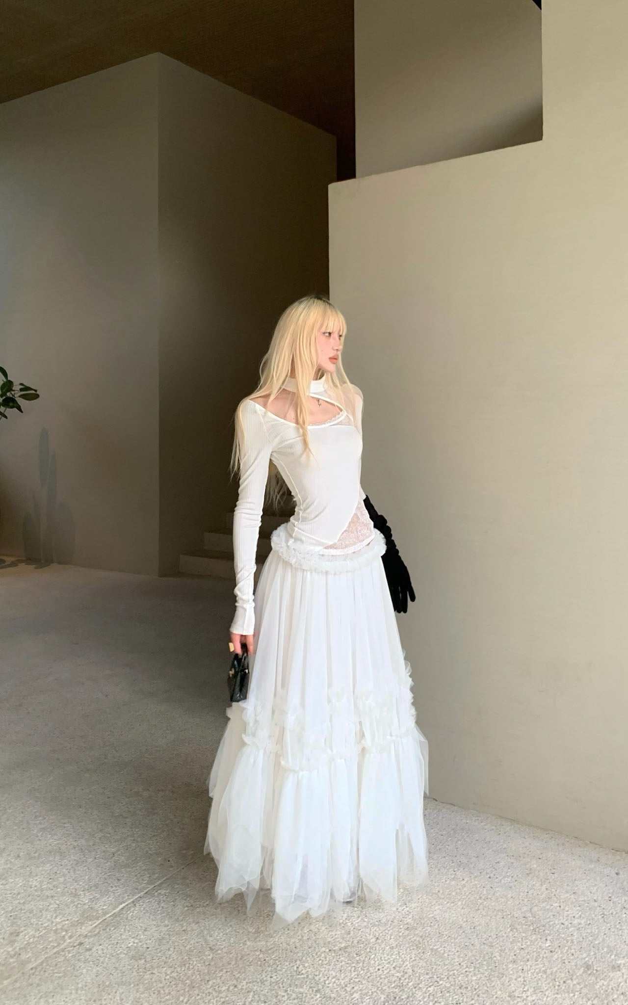 Rase le sol Lace & Mesh Paneled Fitted Top - PINKPARKS