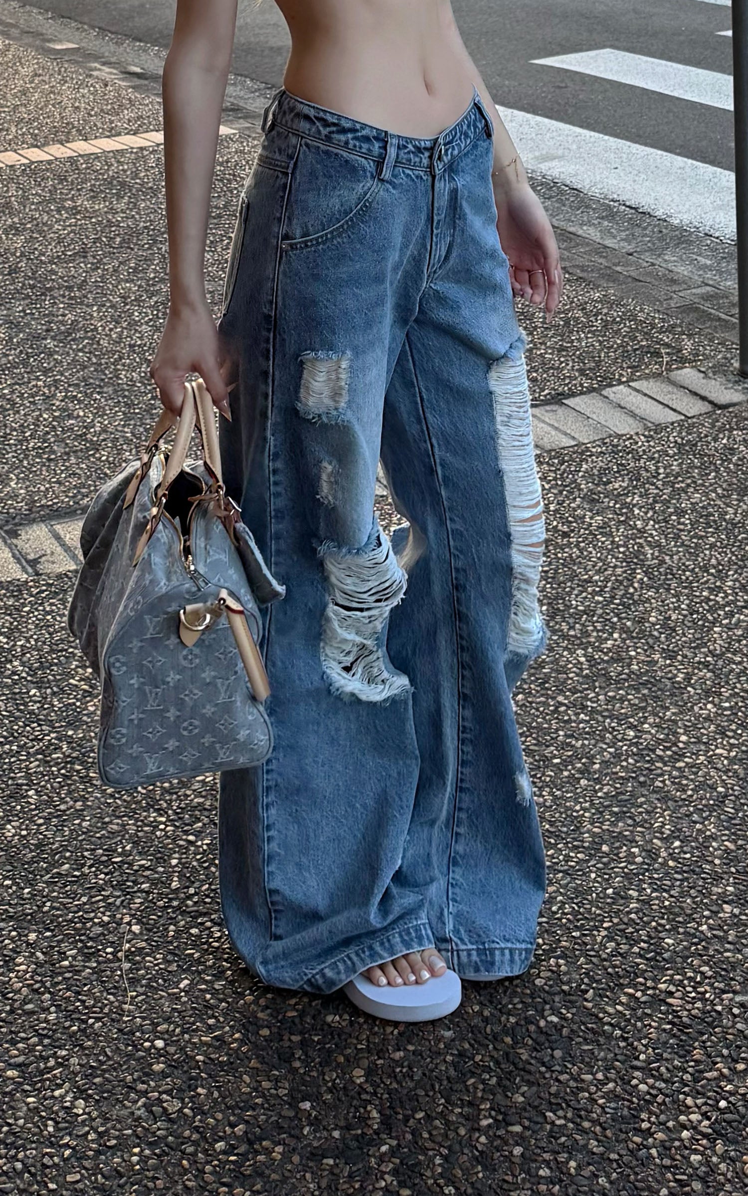 Rase le sol Distressed Wide-Leg Washed Denim Jeans - PINKPARKS