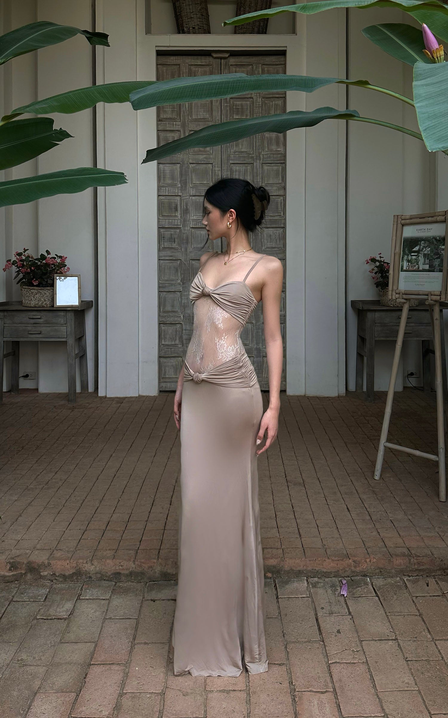 ROVENTE Sculpted Lace-Panel Maxi Dress - PINKPARKS