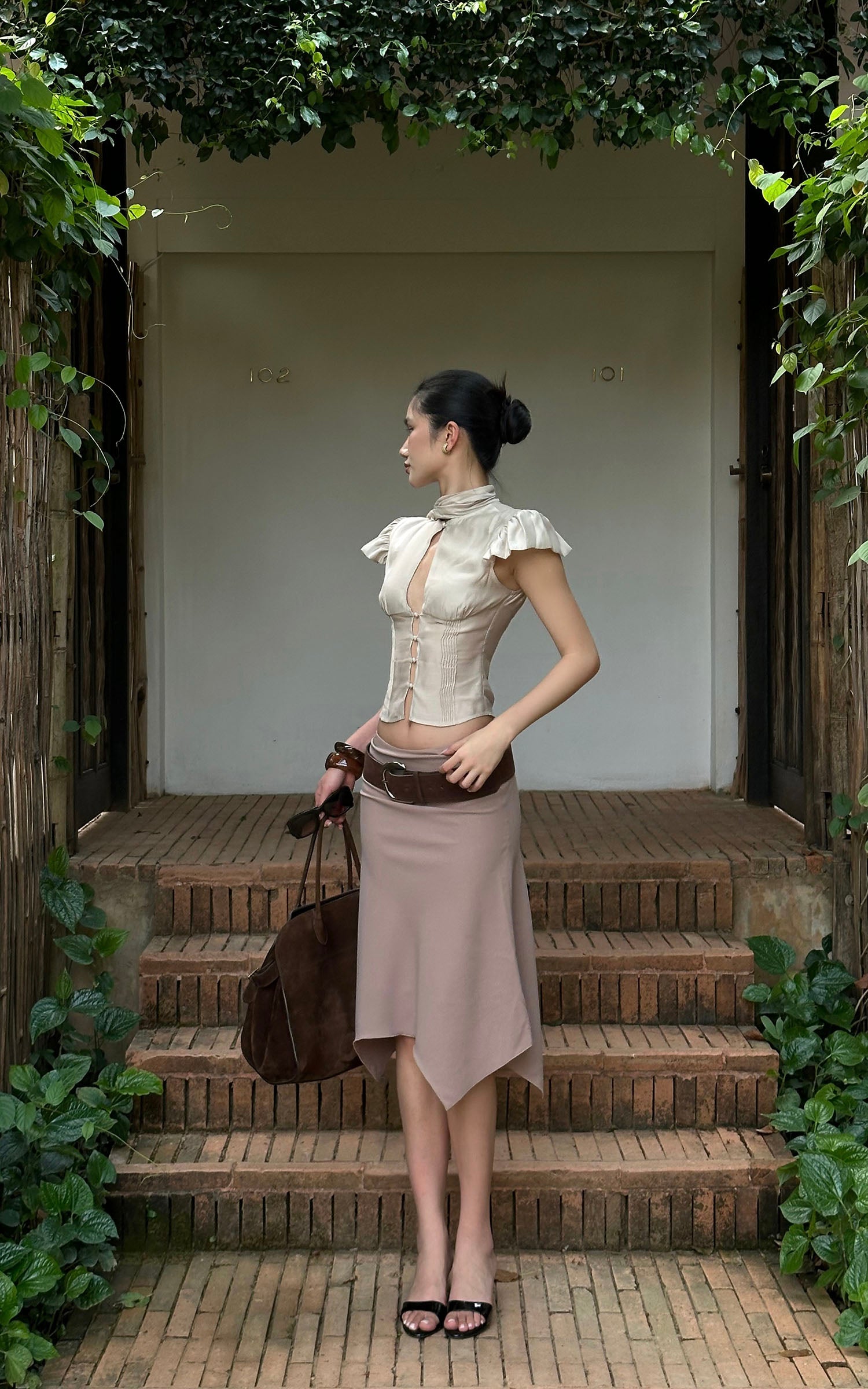 ROVENTE Sculpted Tie-Neck Corset Top - PINKPARKS