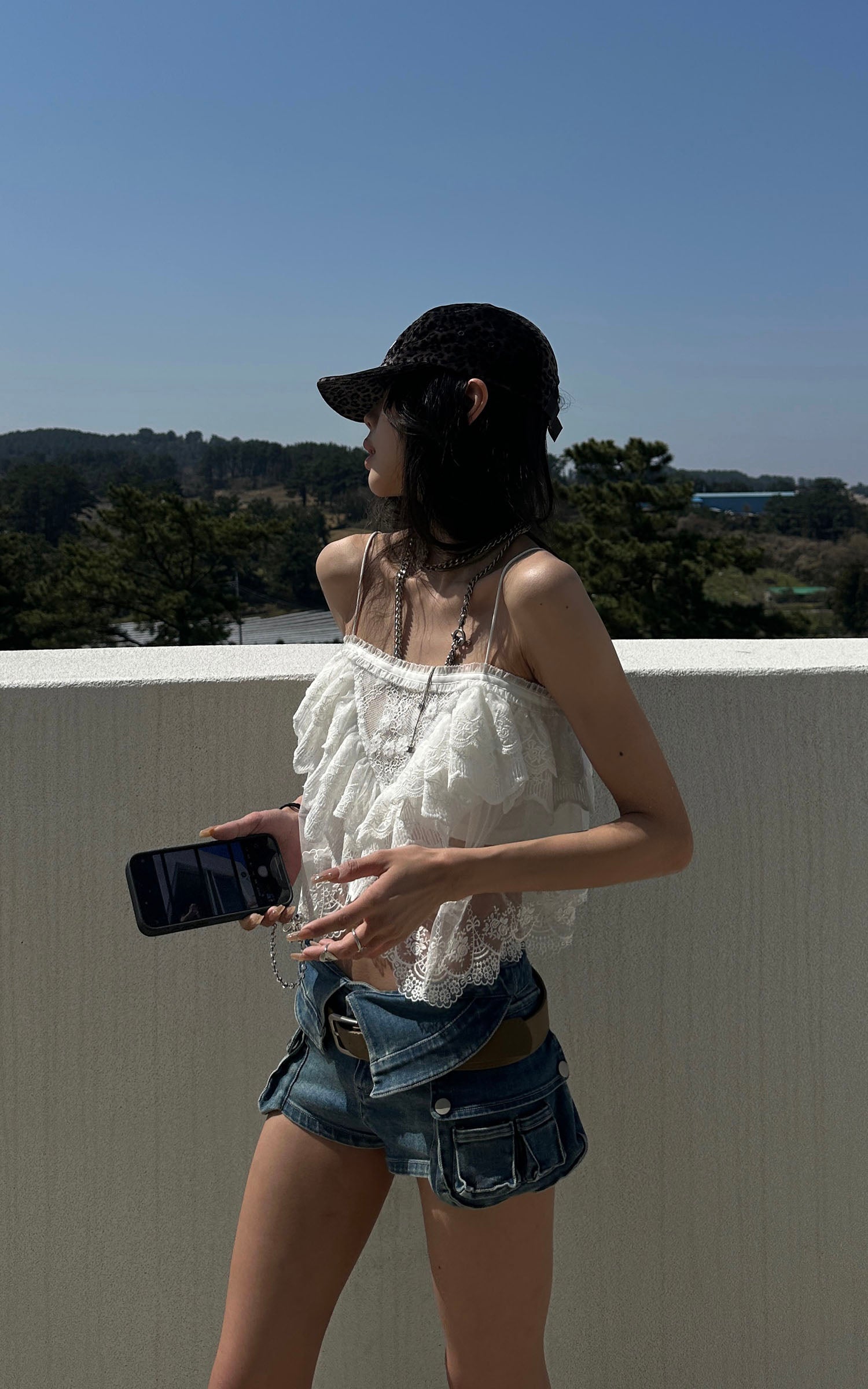 WARDEN EDGE Collar-Waist Deconstructed Denim Shorts - PINKPARKS