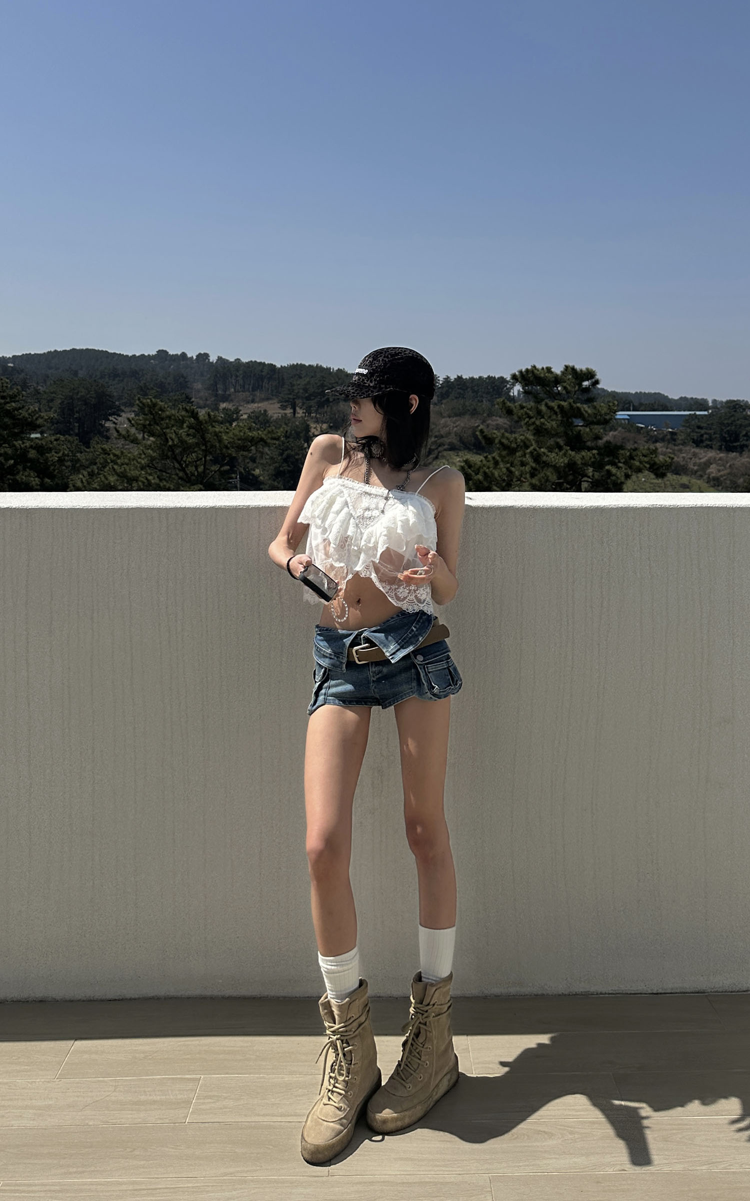 WARDEN EDGE Collar-Waist Deconstructed Denim Shorts - PINKPARKS